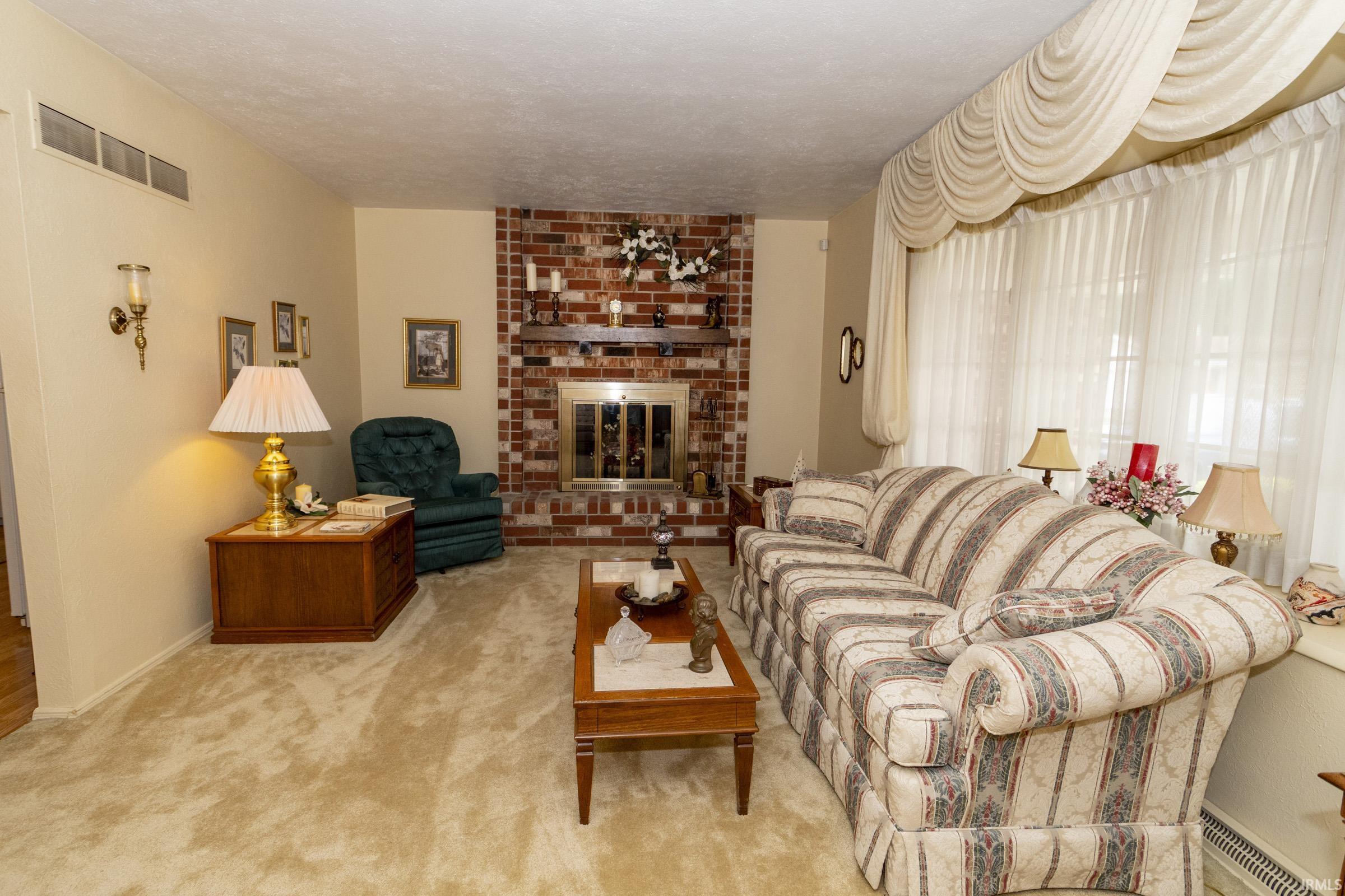 4th image of 2624 Oak Leaf Cvs, South Bend, IN 46628 | MLS# 202633502