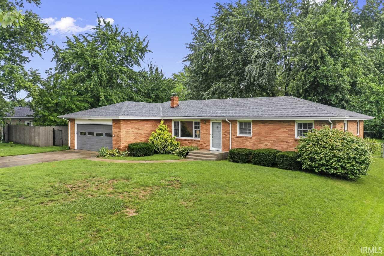 3rd image of 709 Redbud Ln, New Castle, IN 47362 | MLS# 202633516