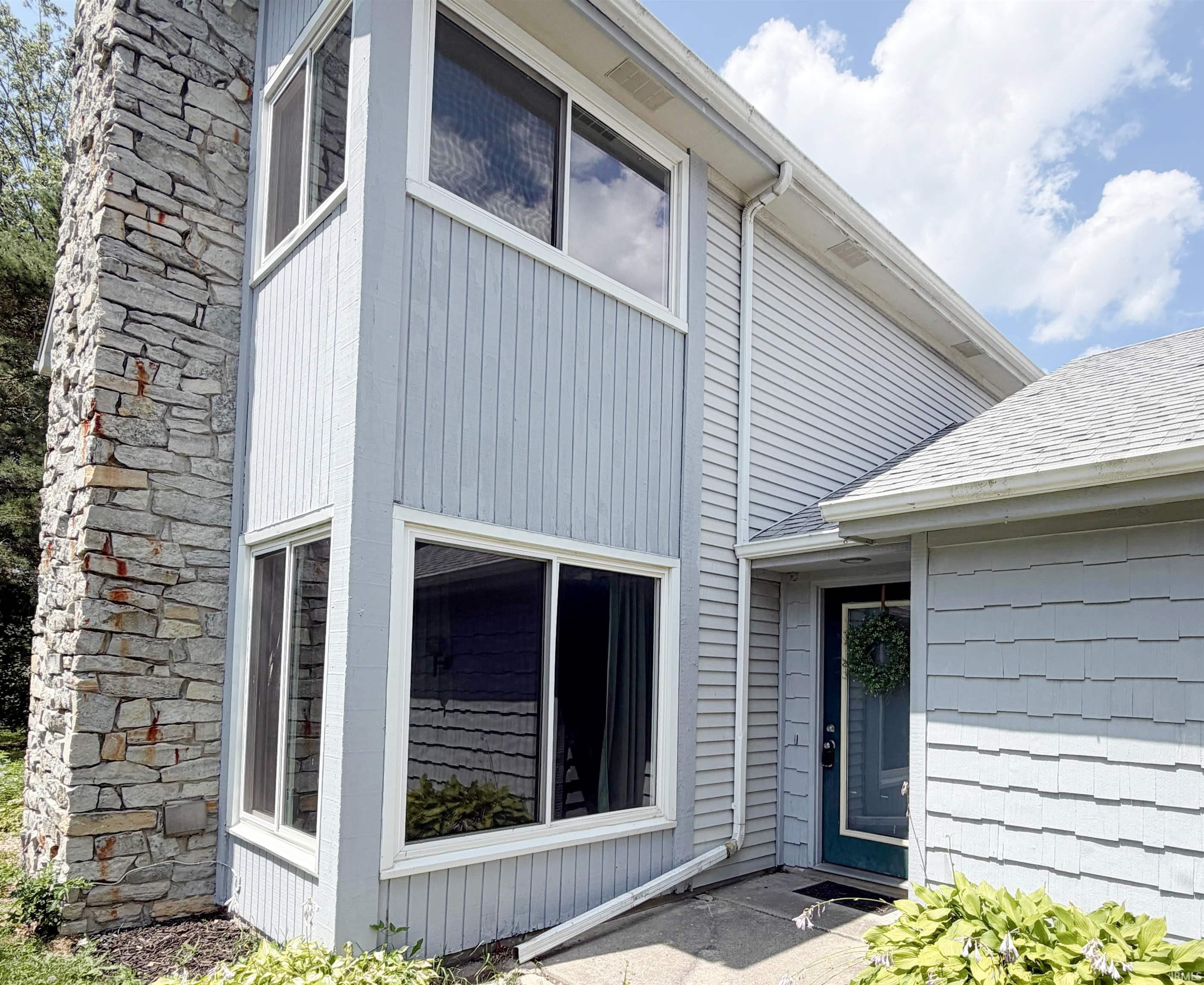 1st image of 4505 Brookshire Cir, Fort Wayne, IN 46835 | MLS# 202633521