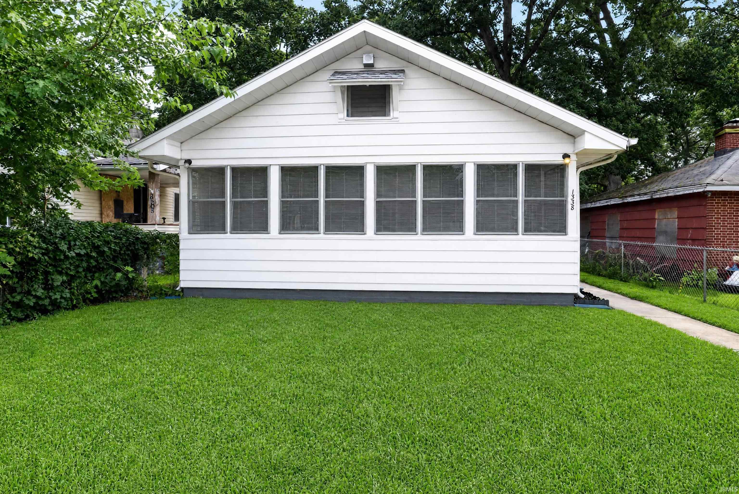 3rd image of 1338 Obrien St, South Bend, IN 46628 | MLS# 202633571