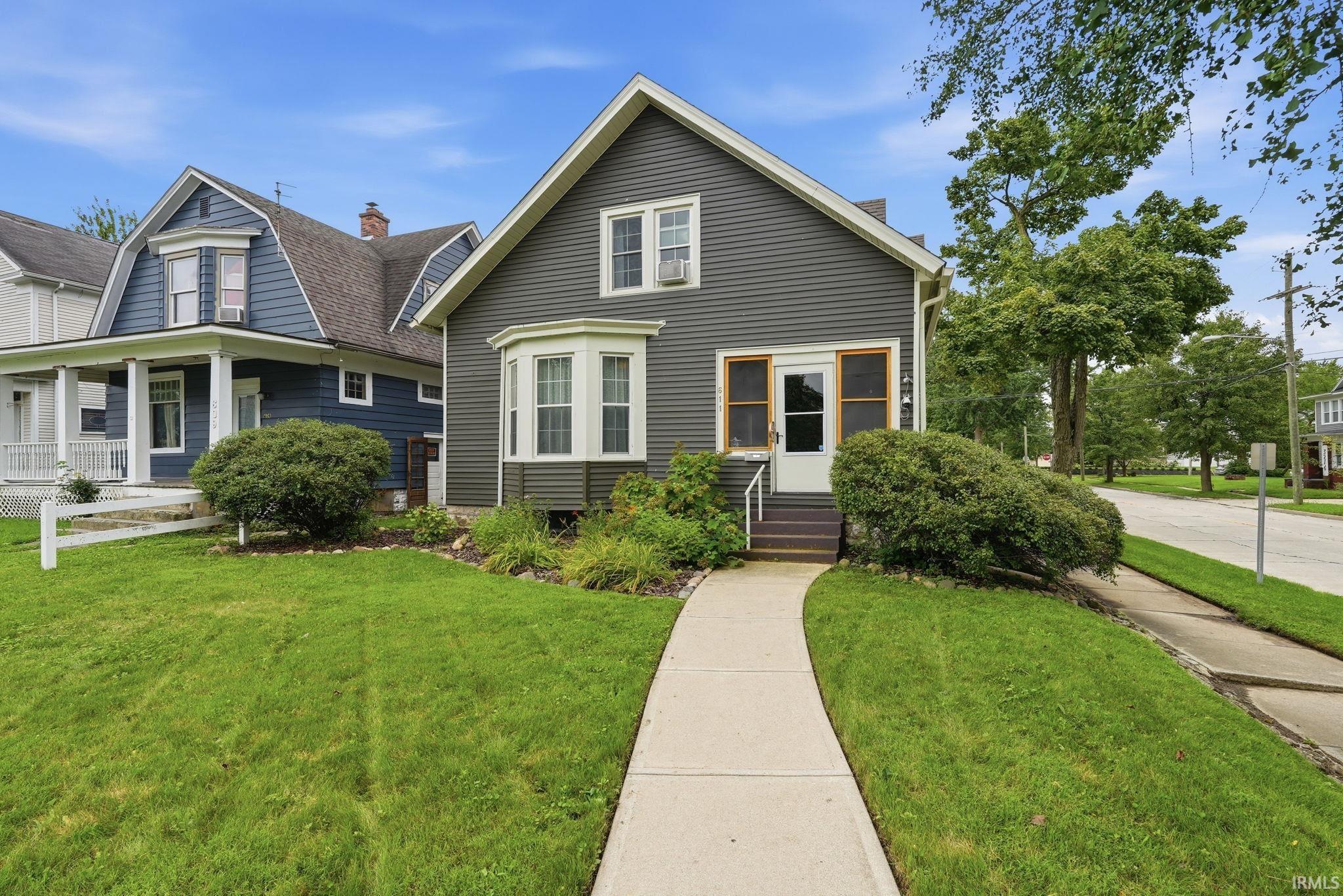 1st image of 611 Kinnaird Ave, Fort Wayne, IN 46807 | MLS# 202633632