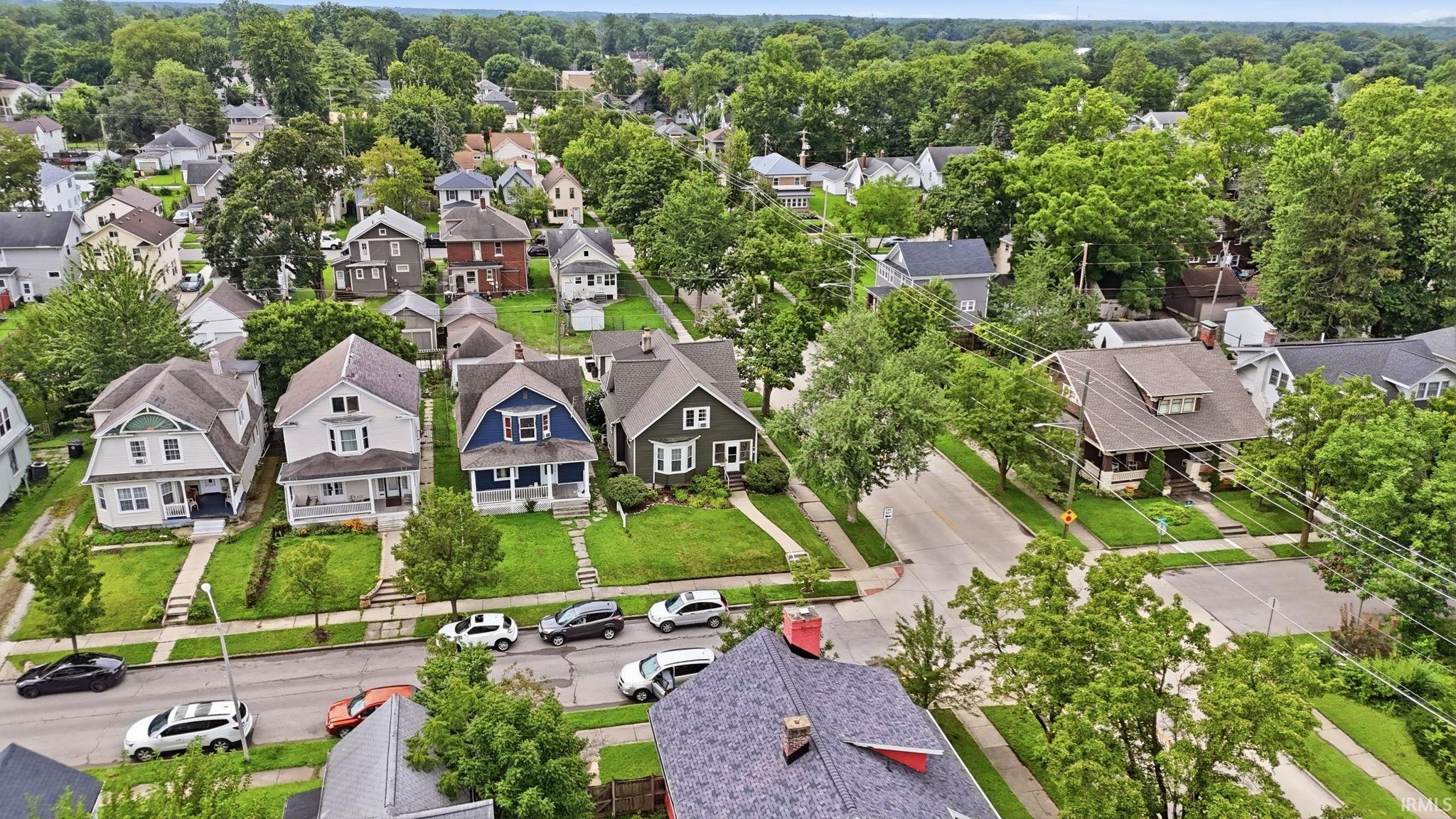 2nd image of 611 Kinnaird Ave, Fort Wayne, IN 46807 | MLS# 202633632
