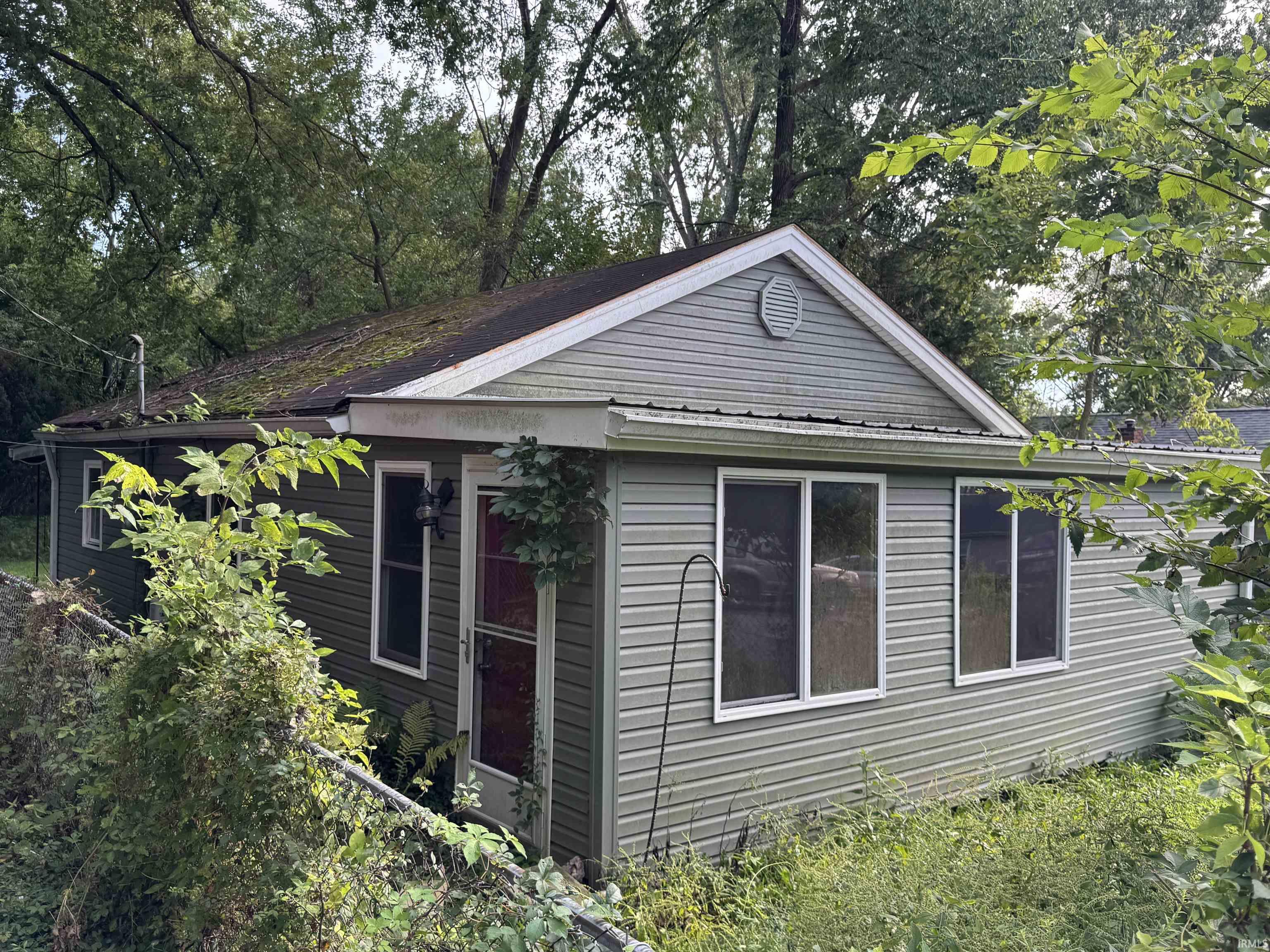 1st image of 1018 E Thornton Dr, Bloomington, IN 47401 | MLS# 202633649