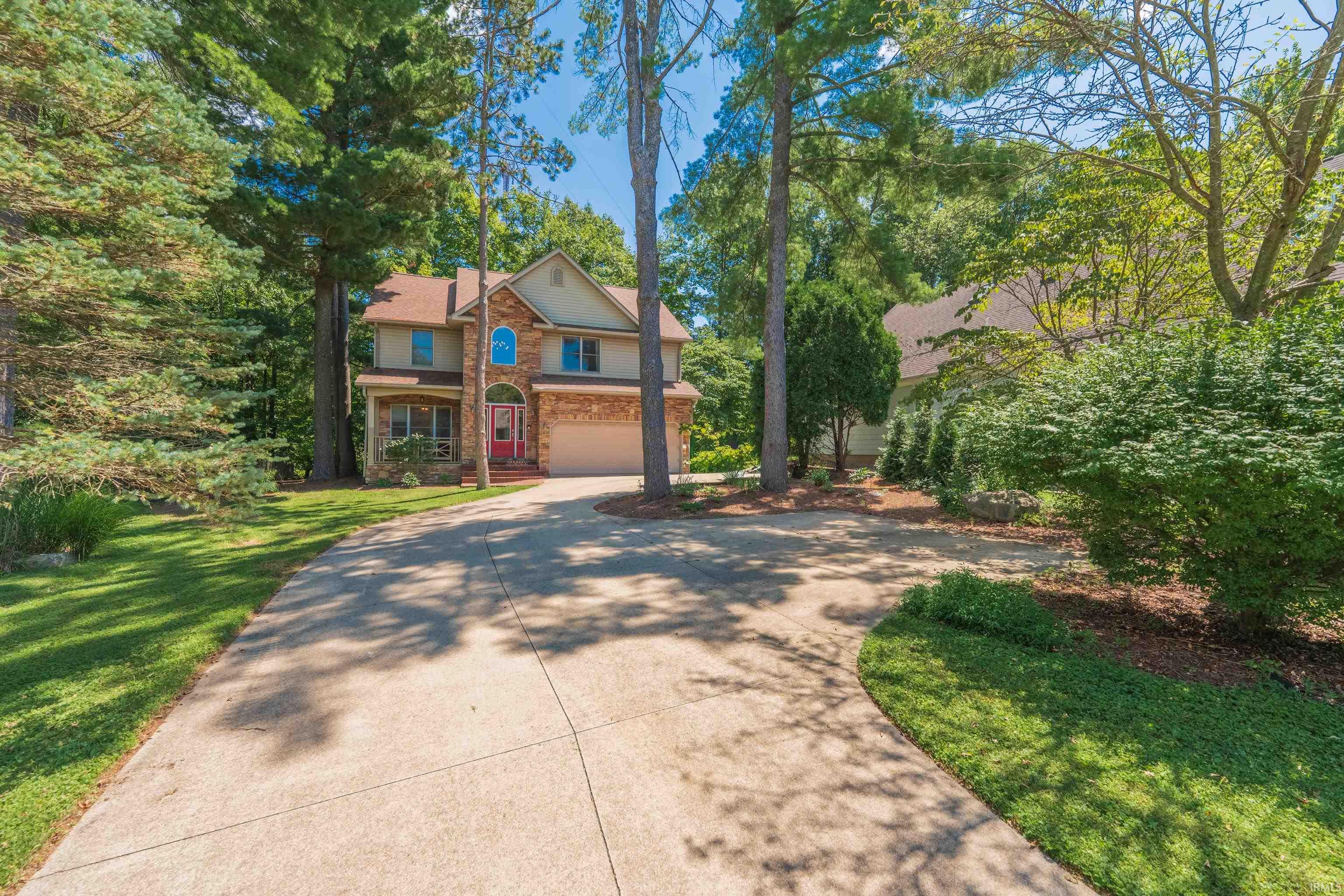 2nd image of 1219 S Weatherstone Ln, Bloomington, IN 47401 | MLS# 202633665