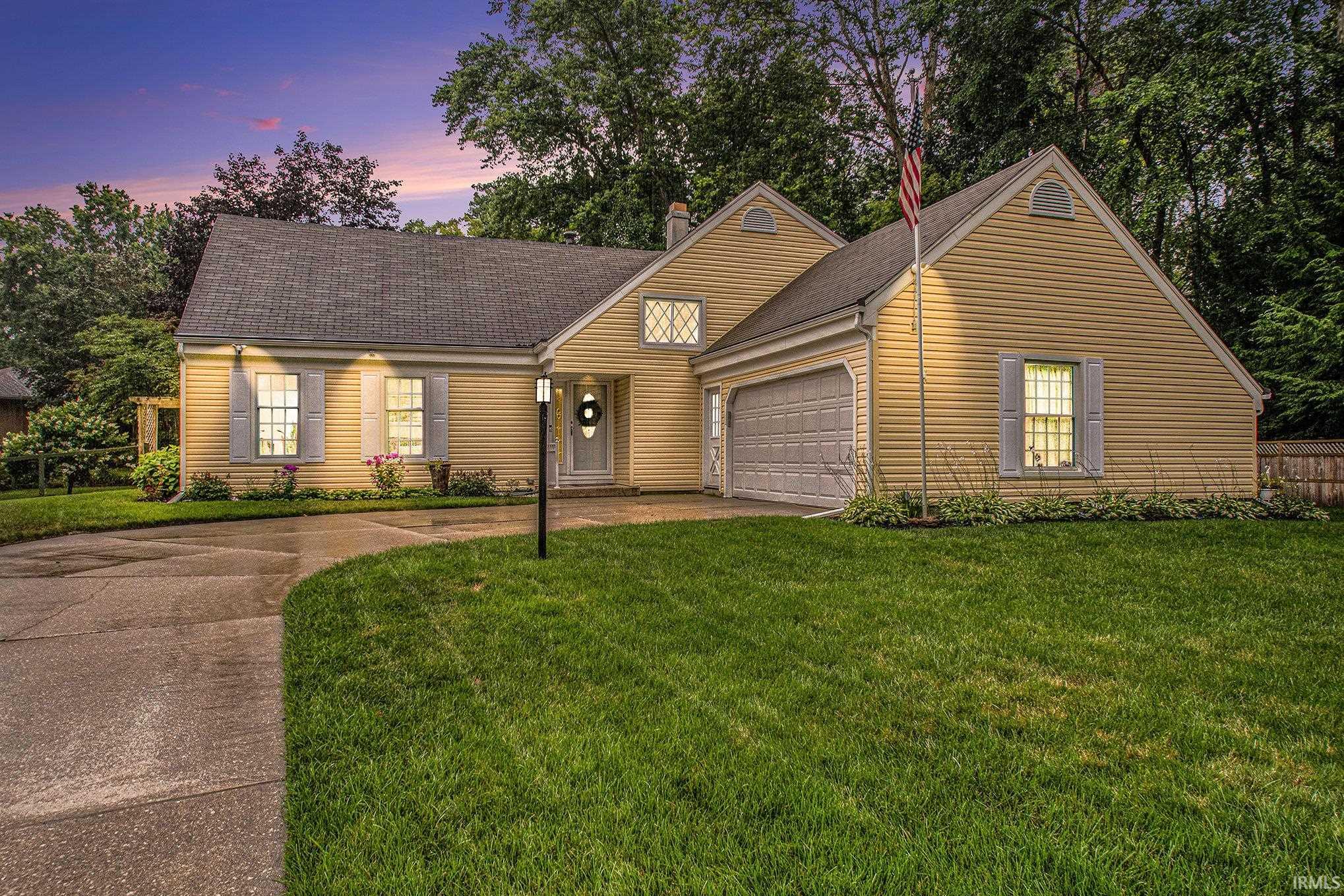 2nd image of 51910 N Shoreham Ct, South Bend, IN 46637 | MLS# 202633703