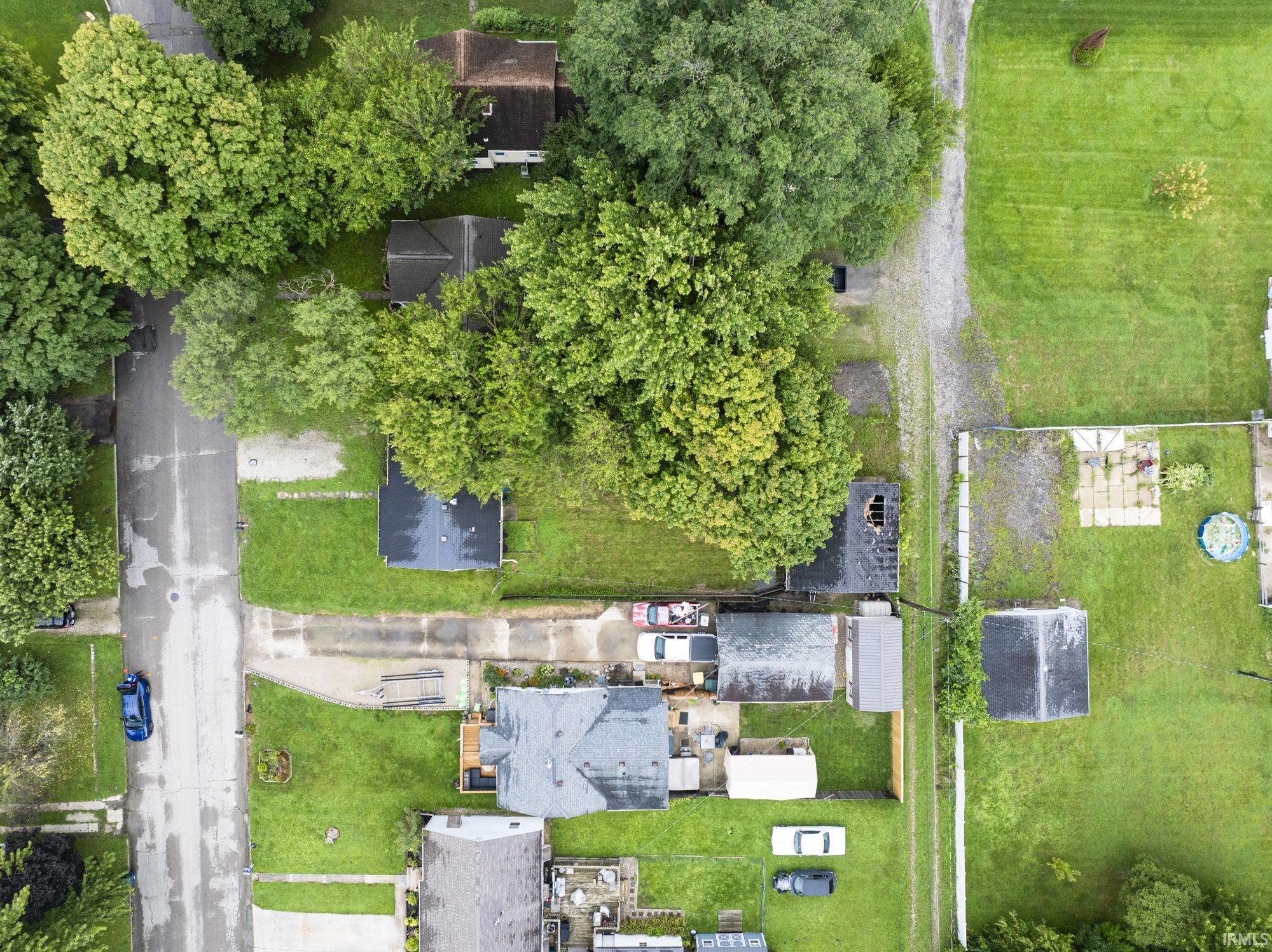 36th image of 2009 N Milton St, Muncie, IN 47303 | MLS# 202633712