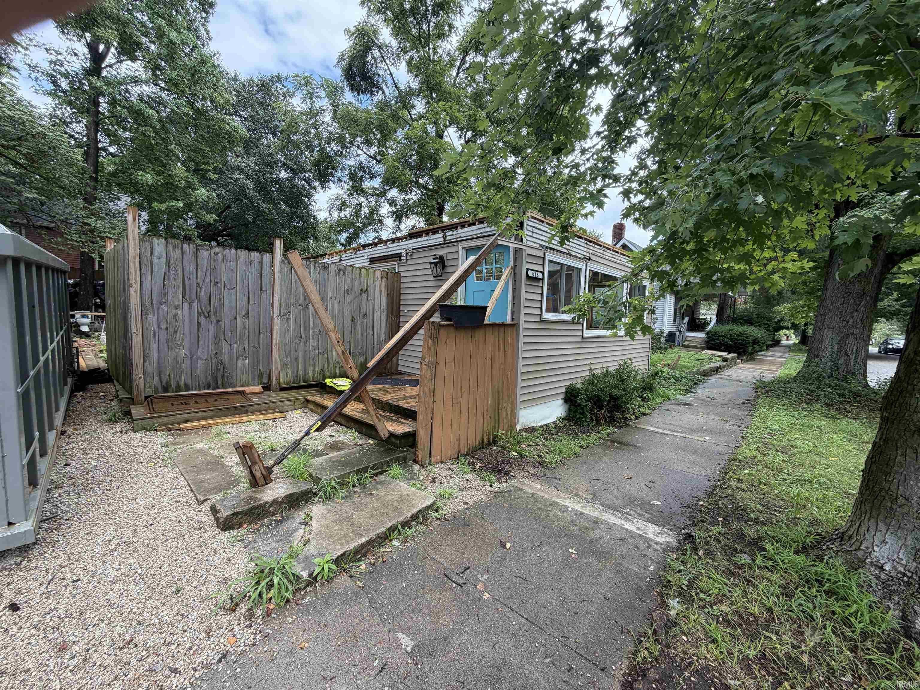 1st image of 618 W Howe St, Bloomington, IN 47403 | MLS# 202633716