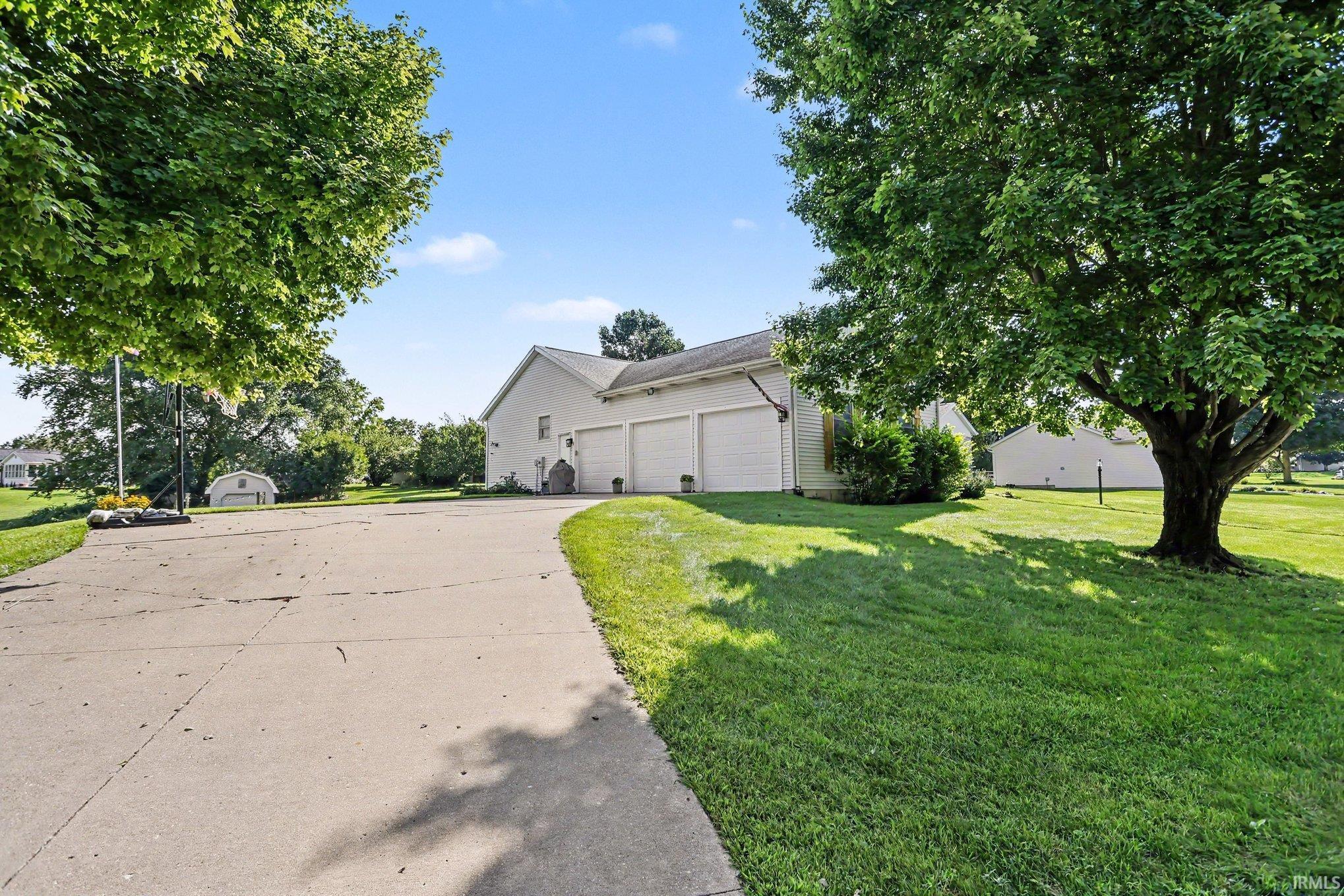 2nd image of 59717 Baneberry Trl, South Bend, IN 46614 | MLS# 202633746
