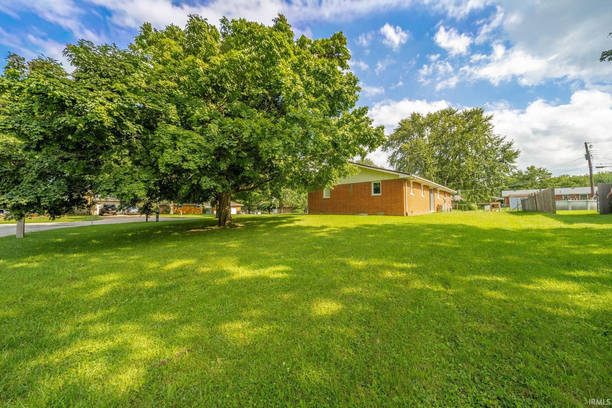 26th image of 305 N Ellis Rd, Muncie, IN 47303 | MLS# 202633787
