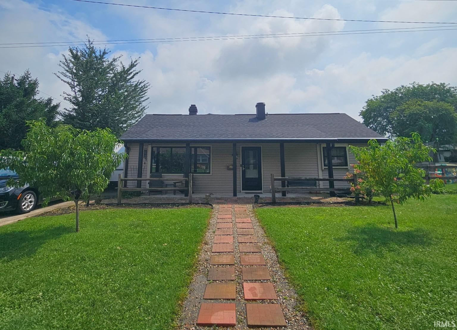 1st image of 521 S Clem St, Winchester, IN 47394 | MLS# 202633788