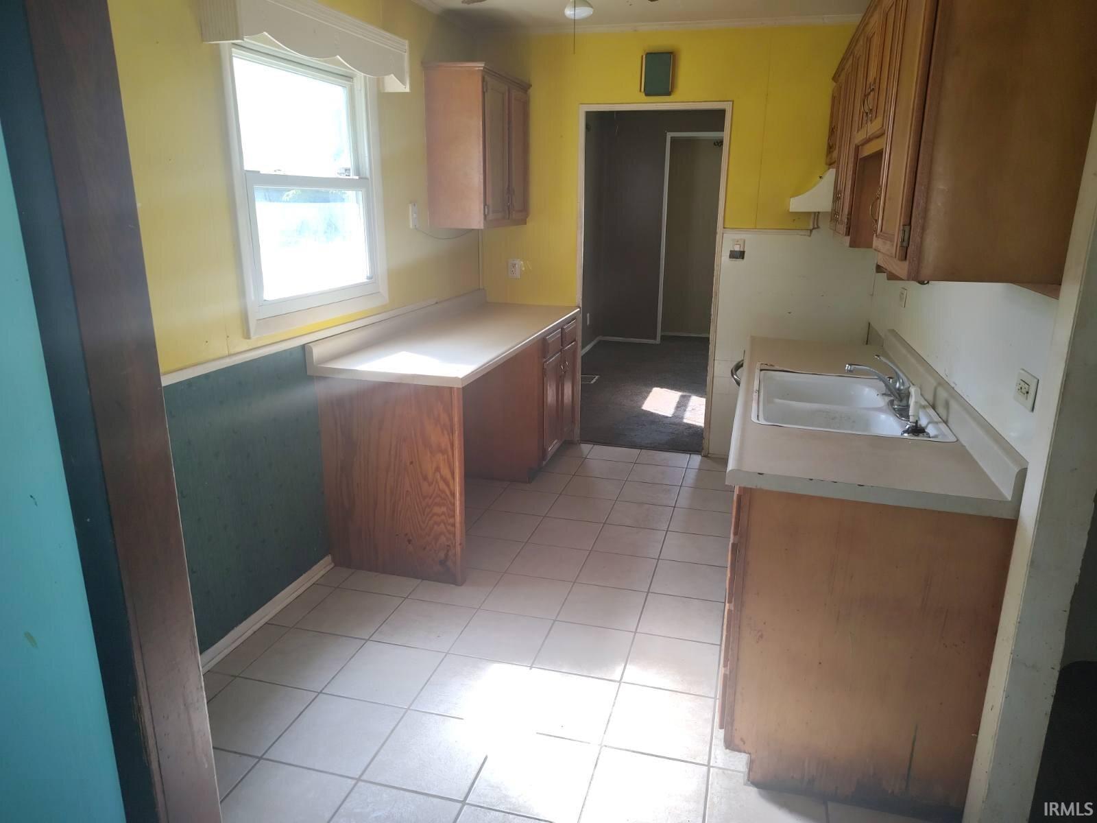 7th image of 132 Floyd St, Elkhart, IN 46514 | MLS# 202633798