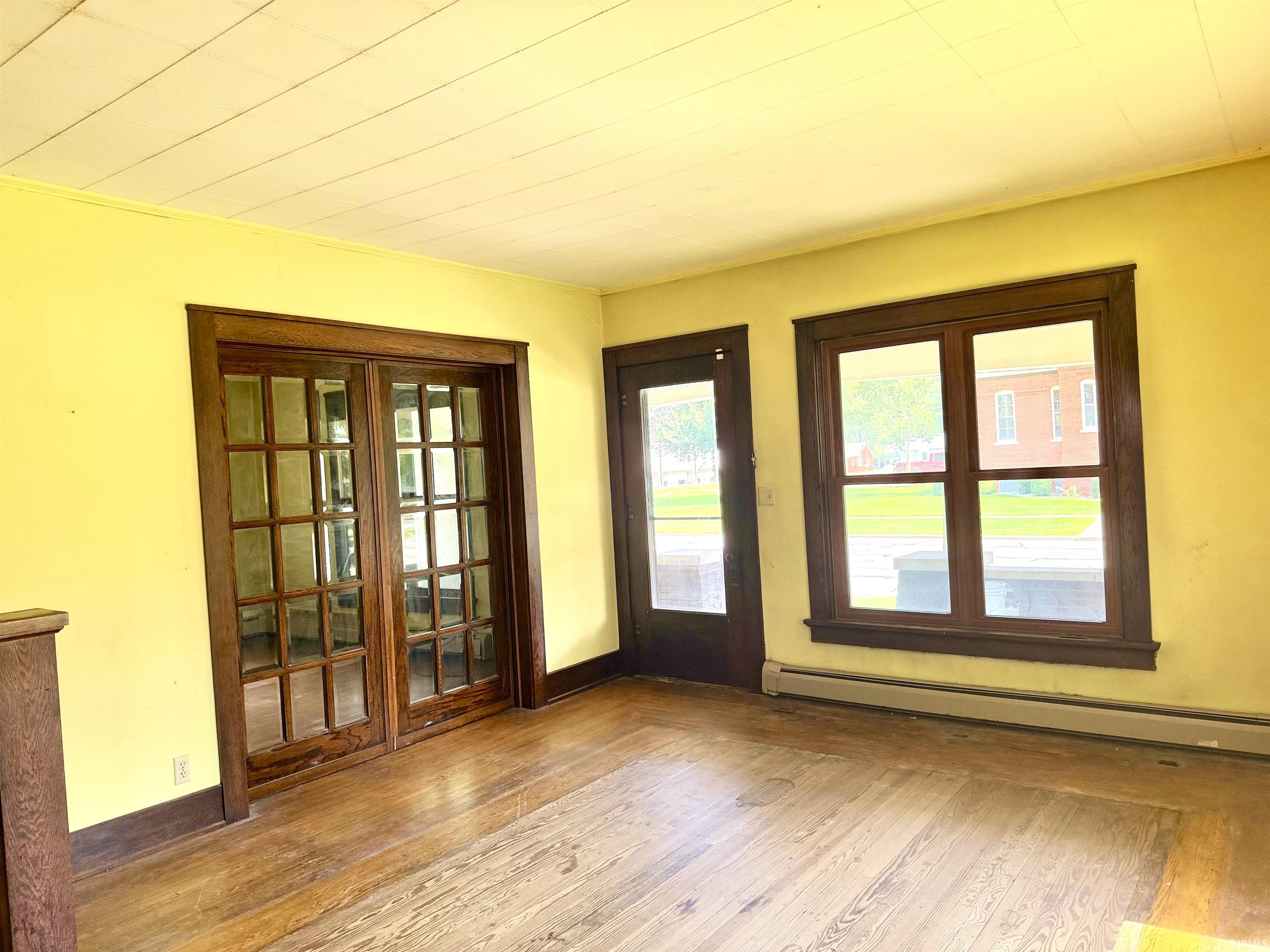 2nd image of 566 S Main St, Monticello, IN 47960 | MLS# 202633815