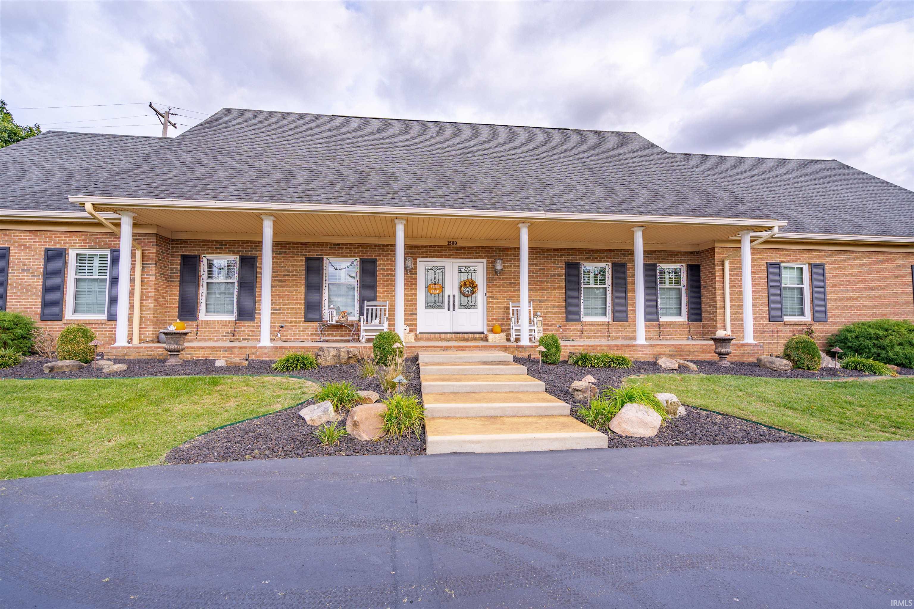 Photo 2 of Manufactured home for sale at 1500 Washington Ave, Boonville, IN 47601 | MLS# 202633833 | Listing updated on 2026-10-07