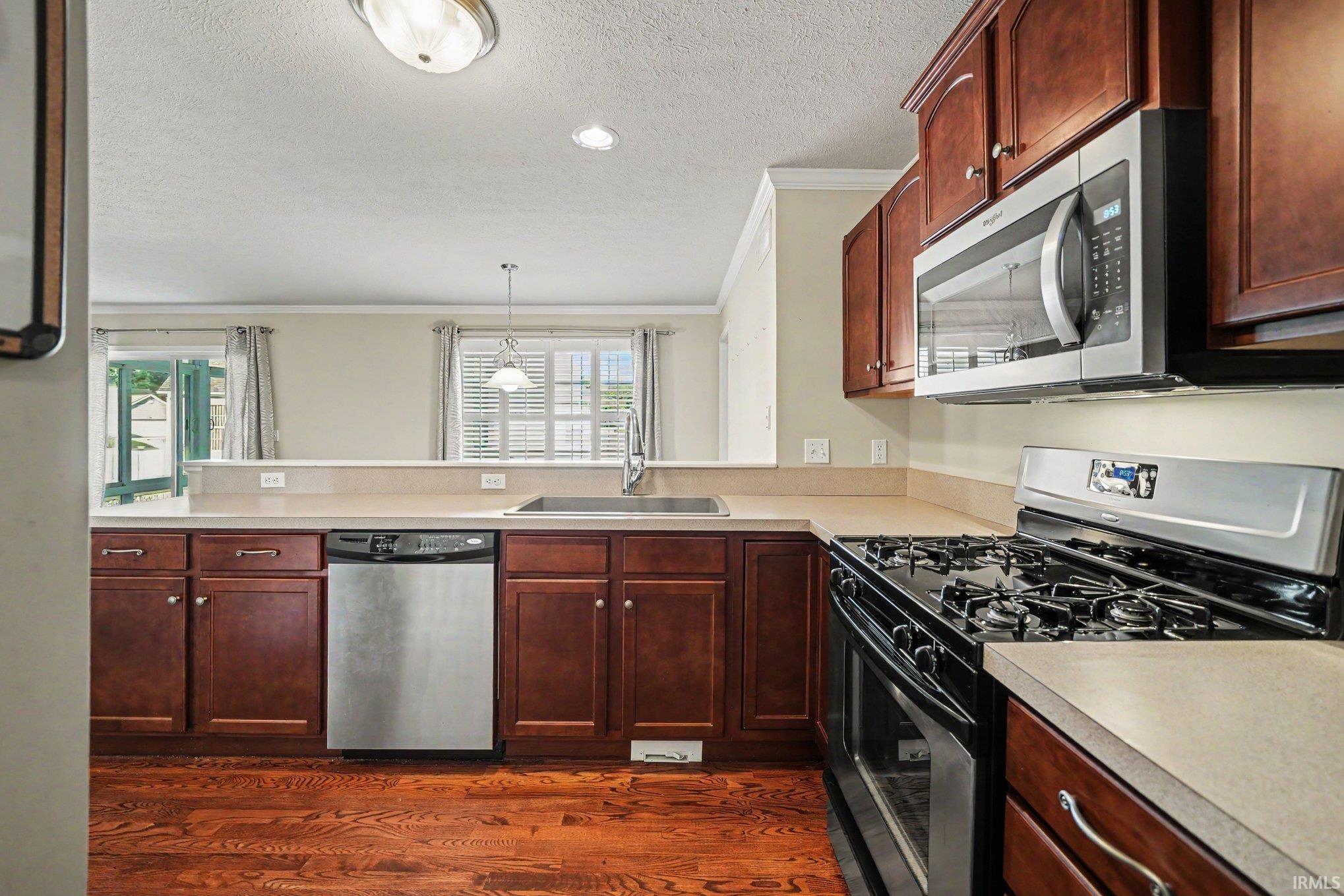 4th image of 215 Terry Ln, Mishawaka, IN 46544 | MLS# 202633835