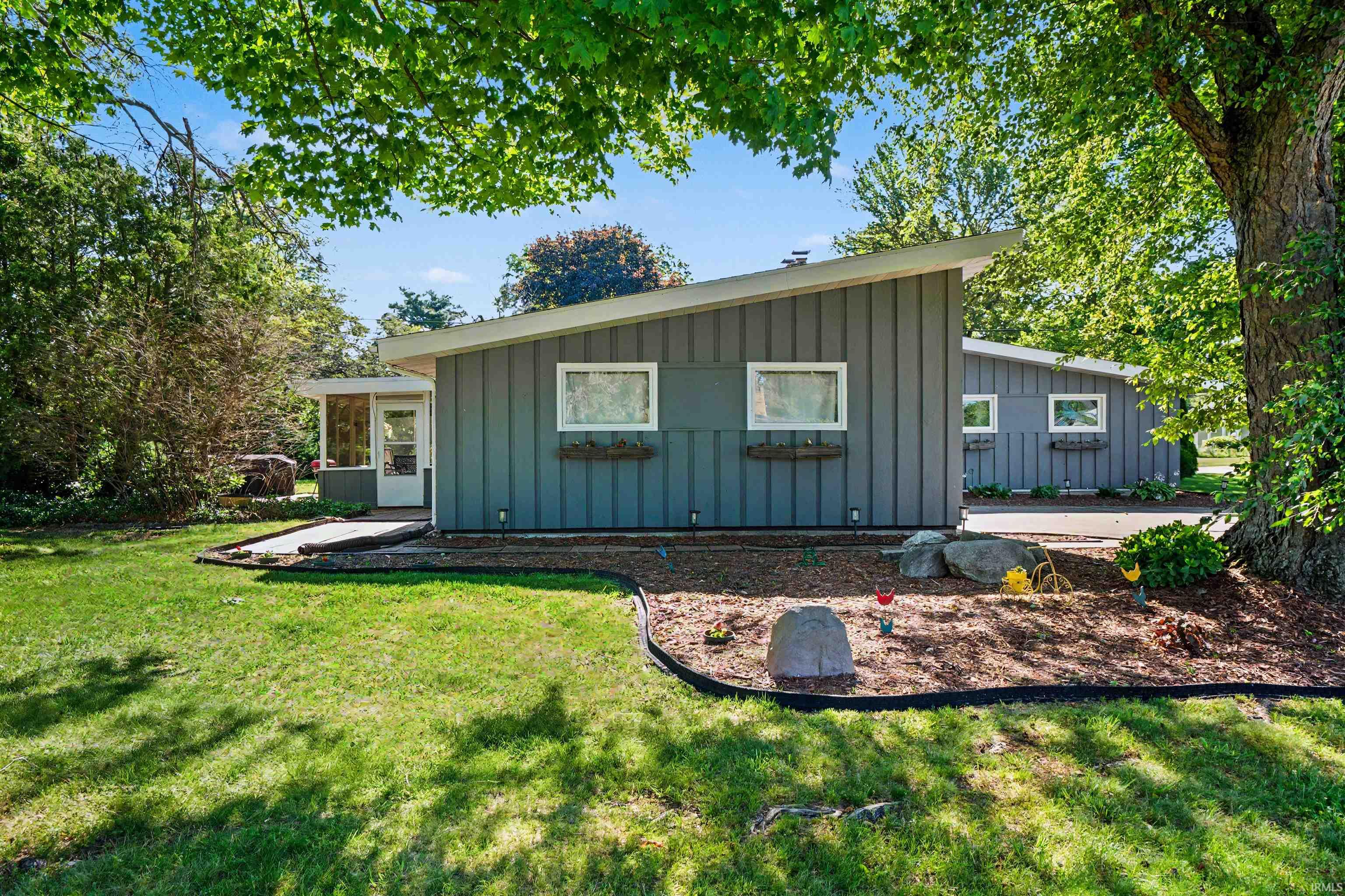 3rd image of 52846 Swanson Dr, South Bend, IN 46635 | MLS# 202633851