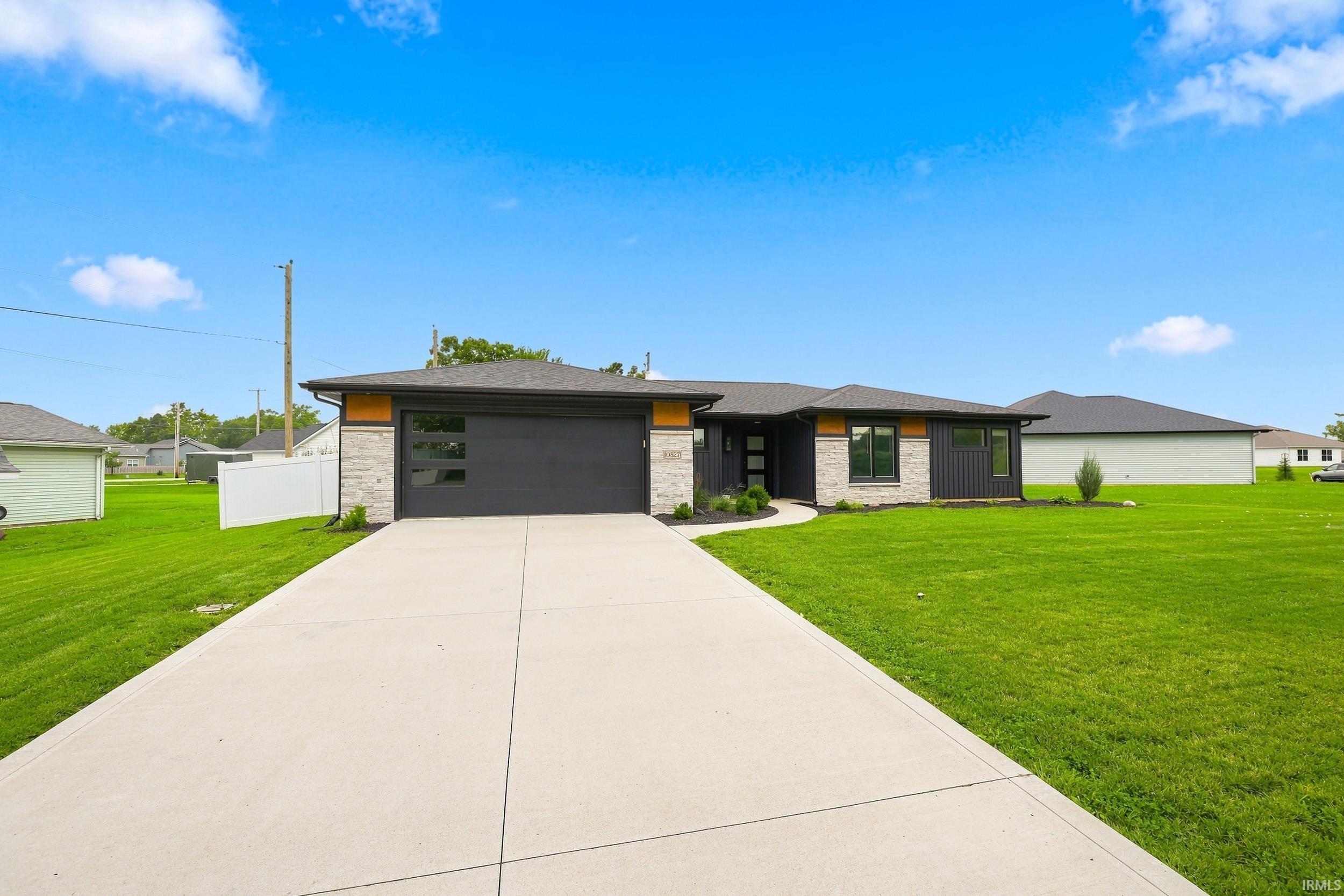 3rd image of 10827 Kathy Dr, Fort Wayne, IN 46835 | MLS# 202633864