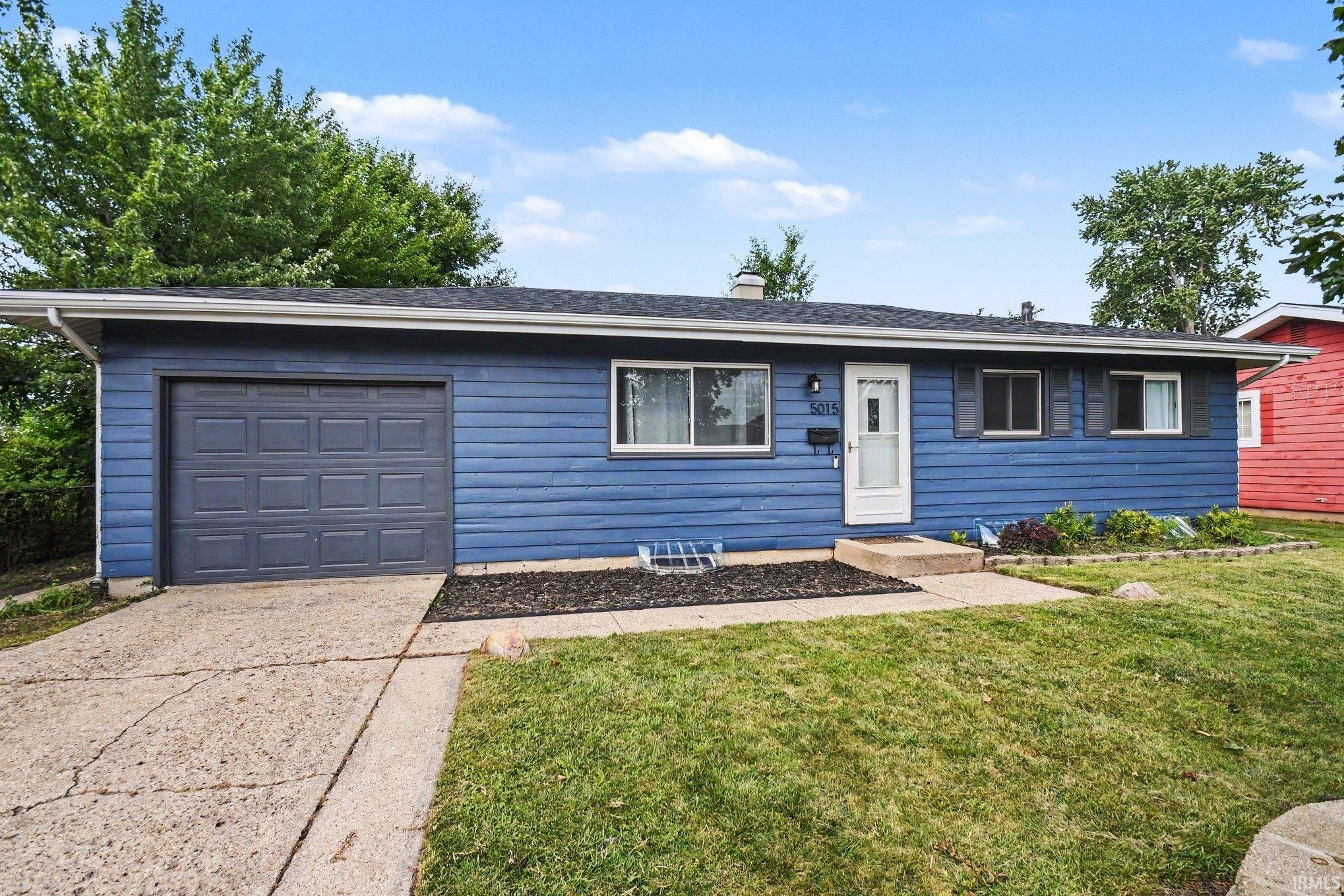 1st image of 5015 Bloomfield Pl, South Bend, IN 46619 | MLS# 202633870
