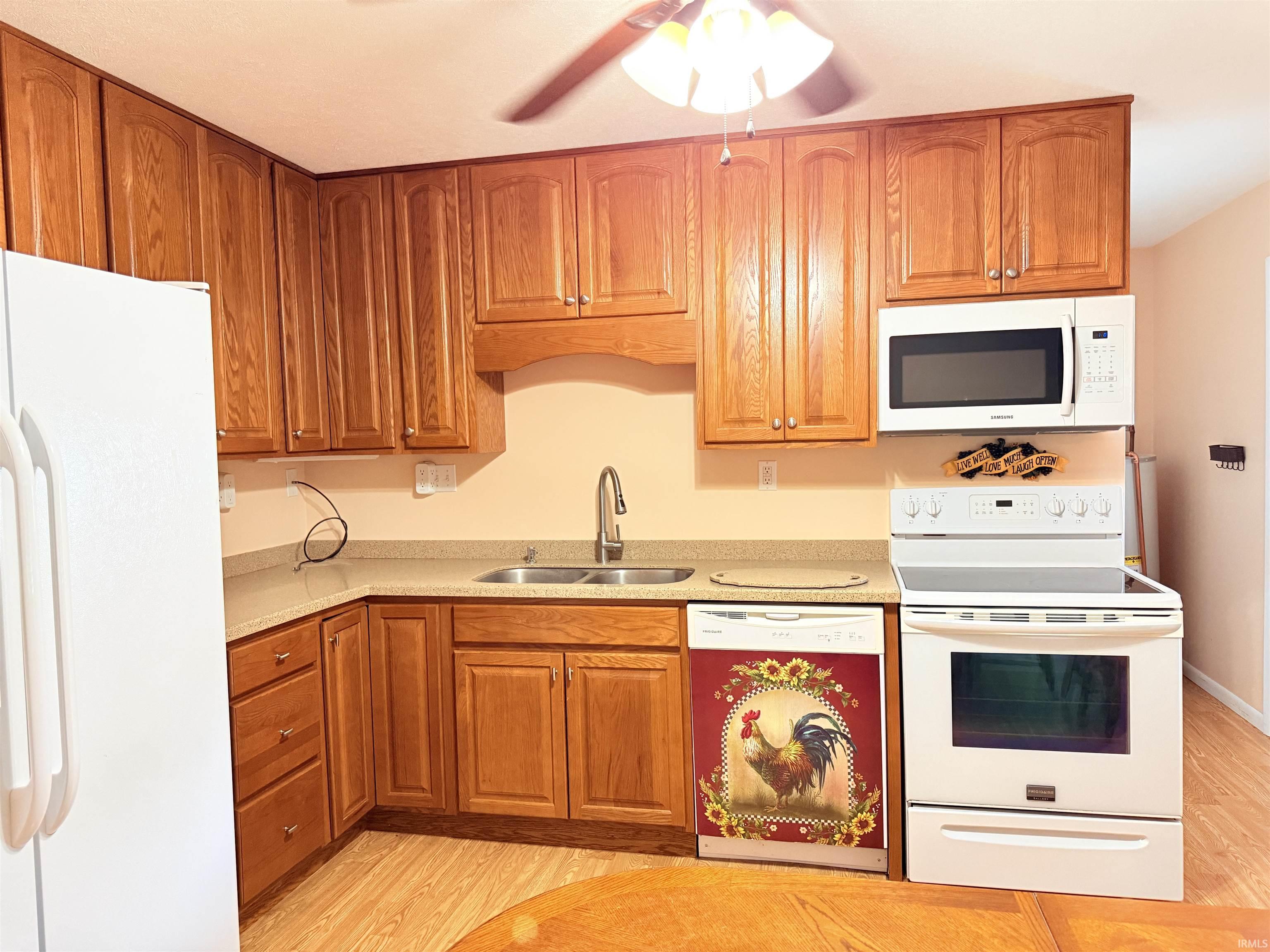 2nd image of 600 Beech Dr, Gas City, IN 46933 | MLS# 202633893