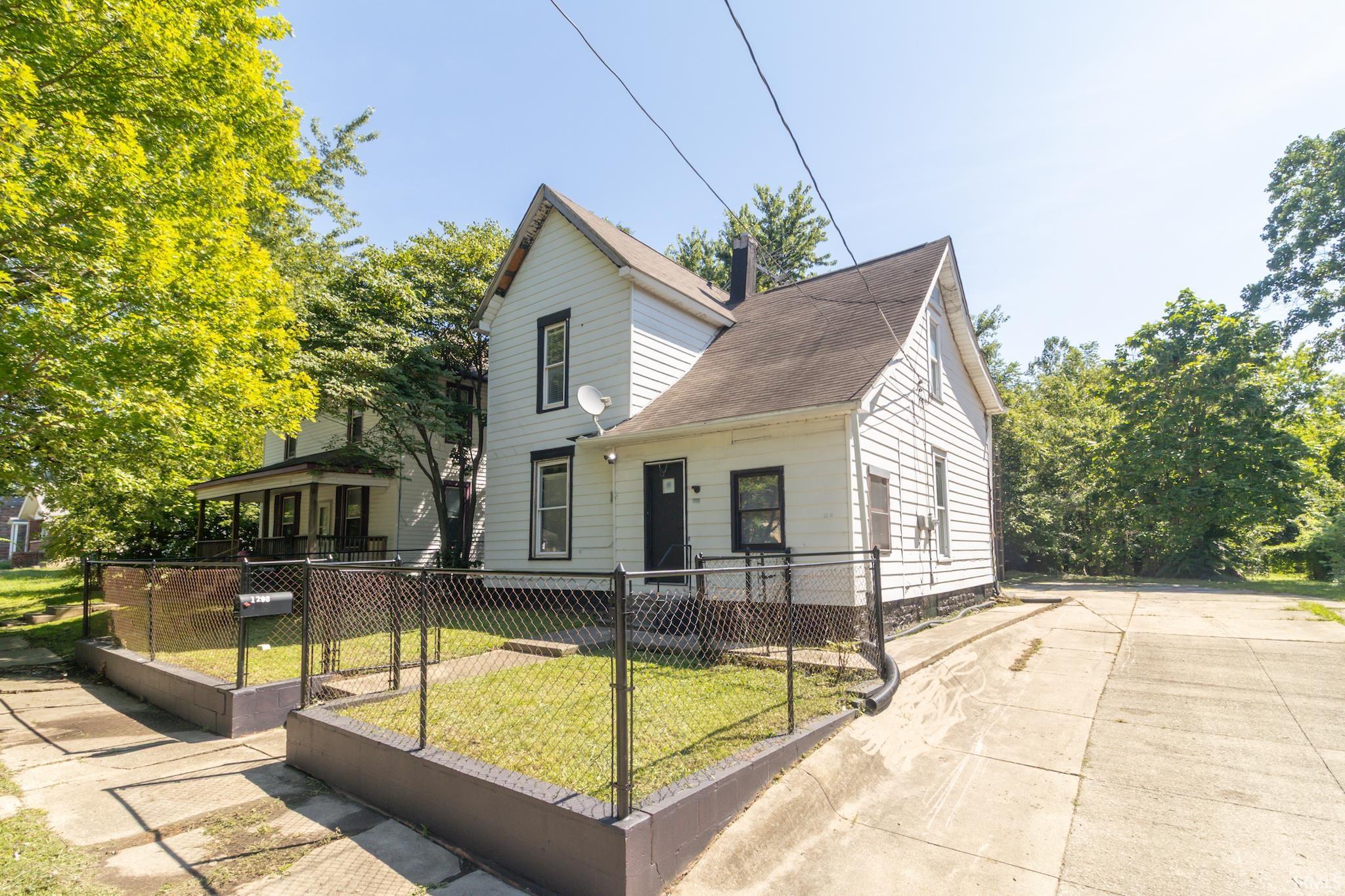 1st image of 1208 N Elm St, Muncie, IN 47303 | MLS# 202633906