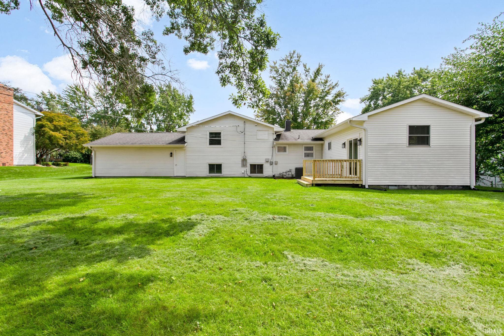 21st image of 18135 Heatherfield Dr, South Bend, IN 46637 | MLS# 202633909