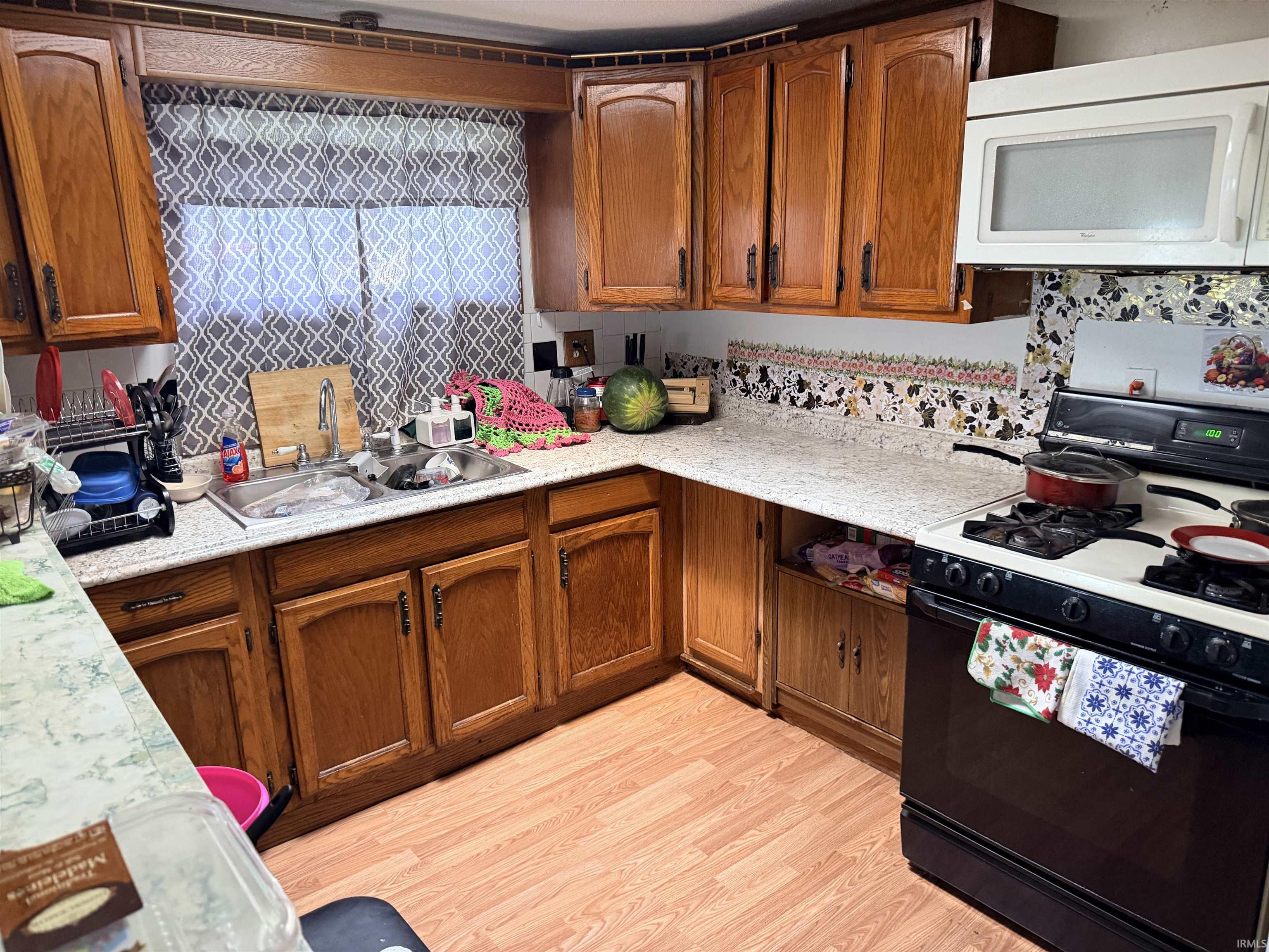 2nd image of 902 Denver St, Elkhart, IN 46516 | MLS# 202633915