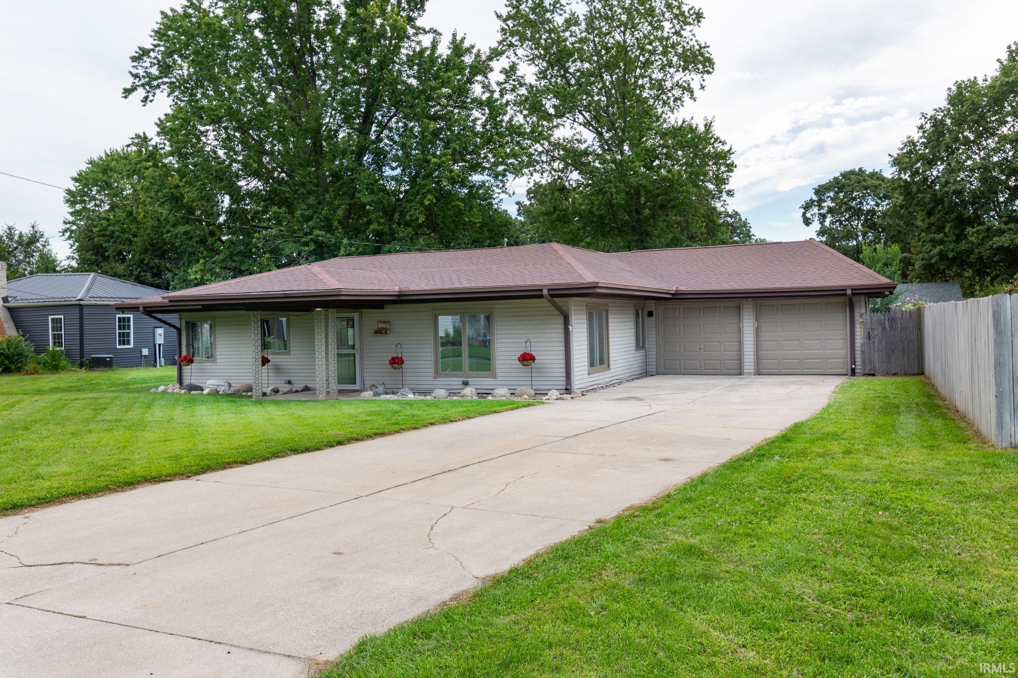 2nd image of 51460 Lake Dr, Elkhart, IN 46514 | MLS# 202634007
