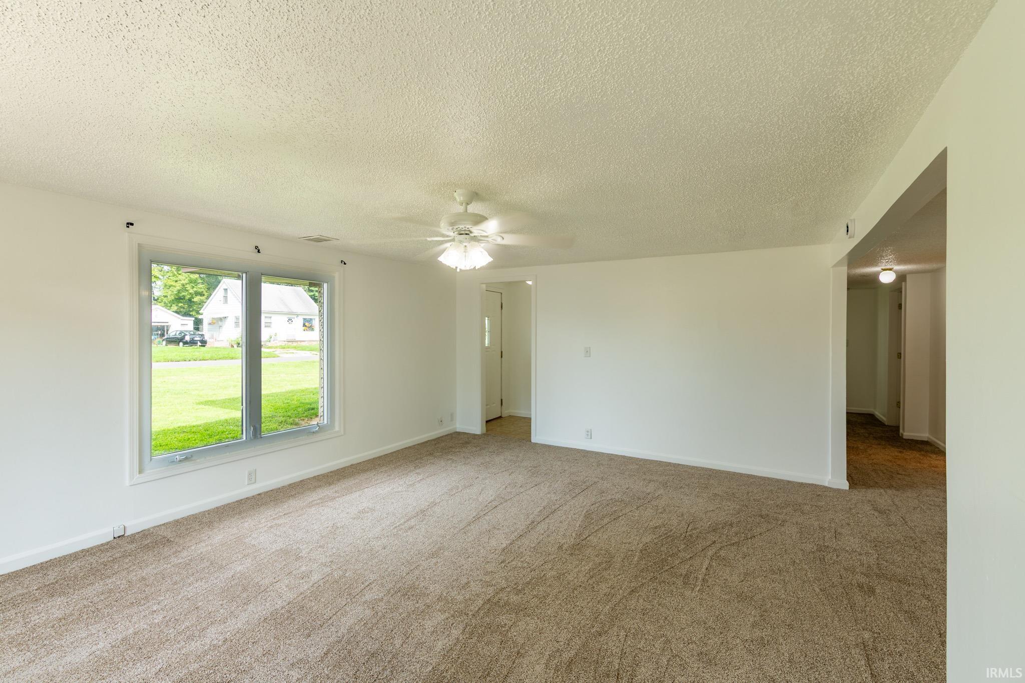 5th image of 51460 Lake Dr, Elkhart, IN 46514 | MLS# 202634007