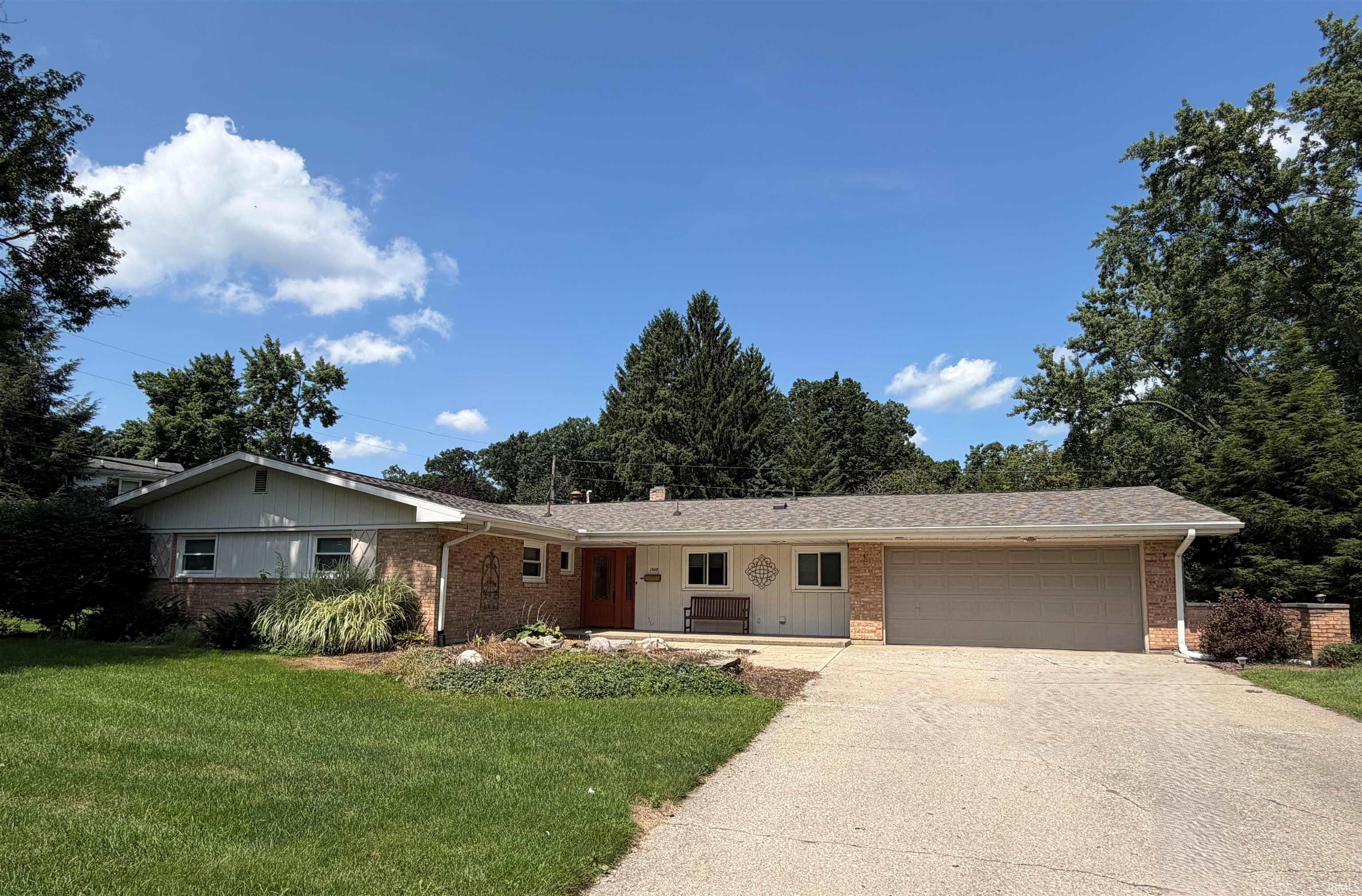 1st image of 1510 Springbrook Dr, Elkhart, IN 46514 | MLS# 202634020