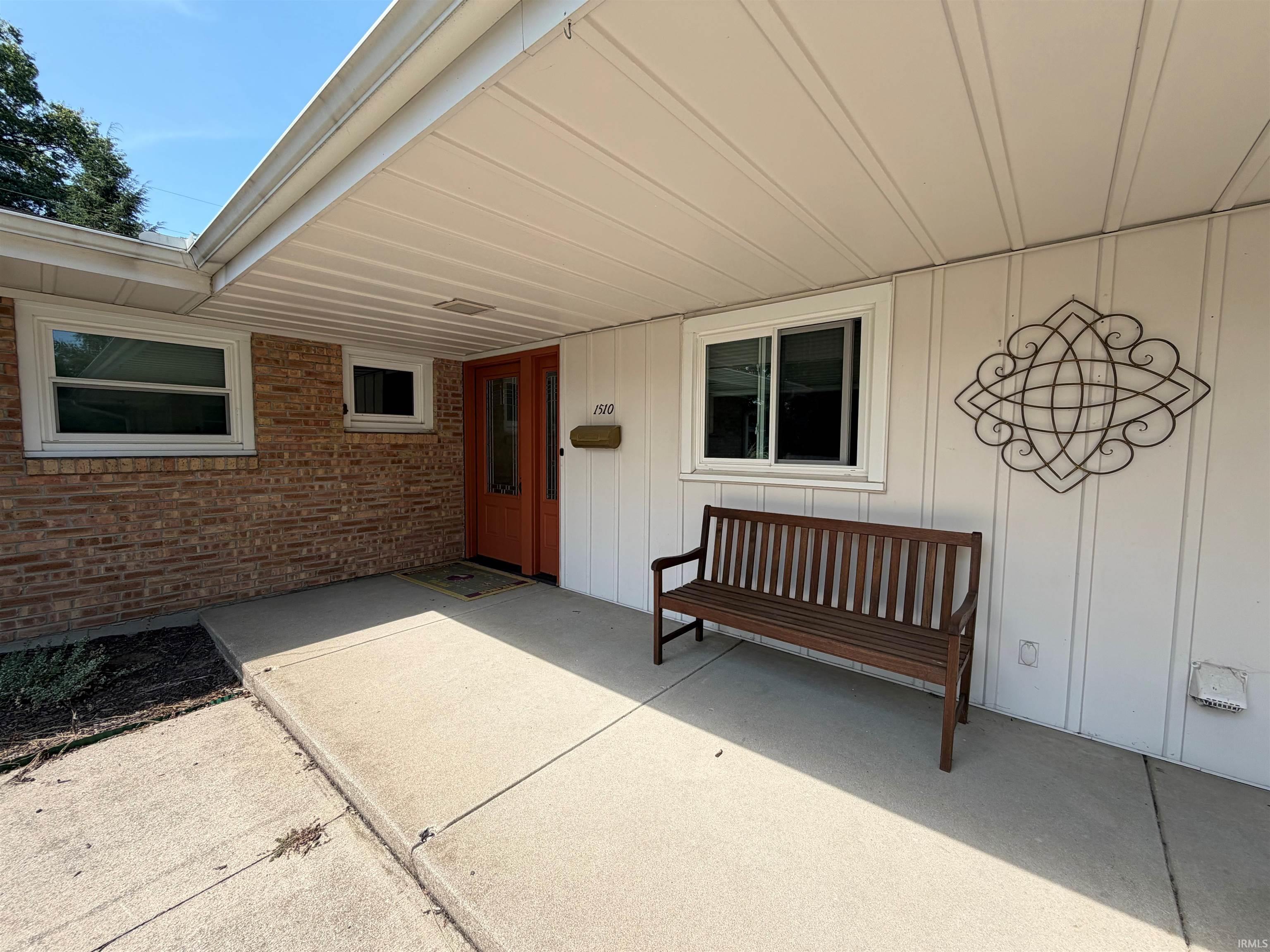 2nd image of 1510 Springbrook Dr, Elkhart, IN 46514 | MLS# 202634020