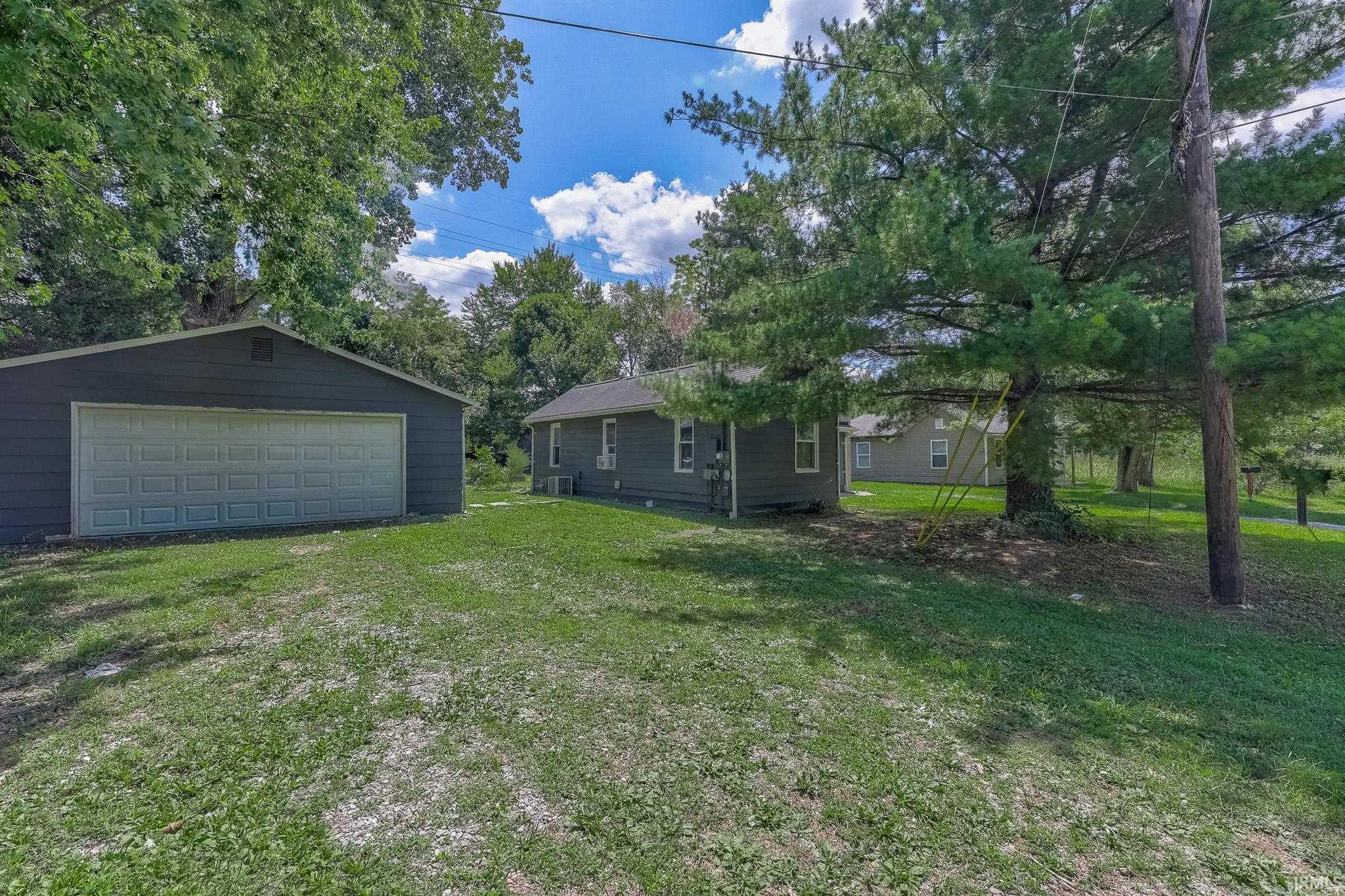 2nd image of 2809 Grove St, Evansville, IN 47710 | MLS# 202634048