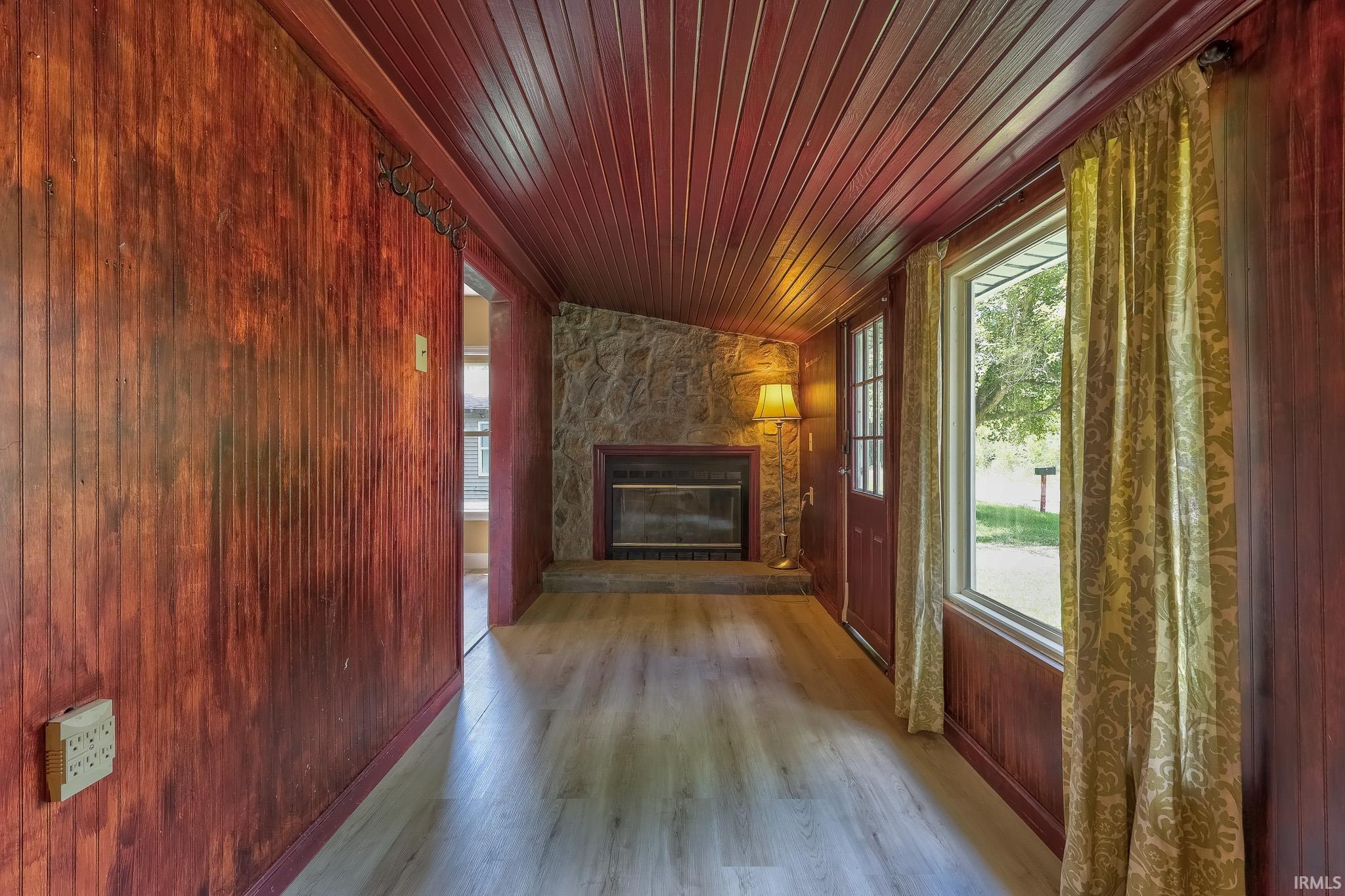 3rd image of 2809 Grove St, Evansville, IN 47710 | MLS# 202634048