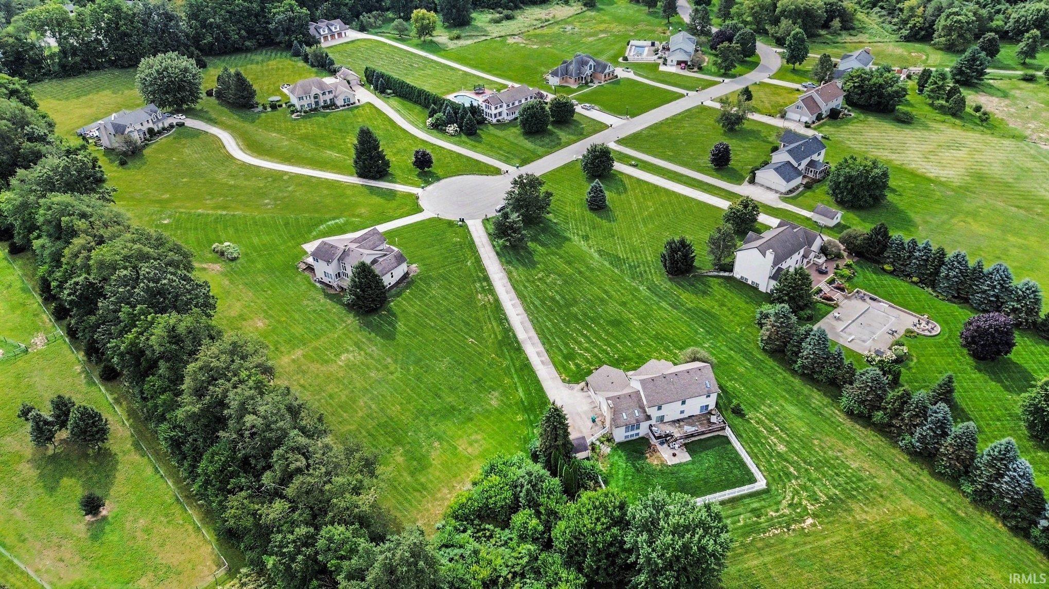 48th image of 61470 Miami Meadows Ct, South Bend, IN 46614 | MLS# 202634052