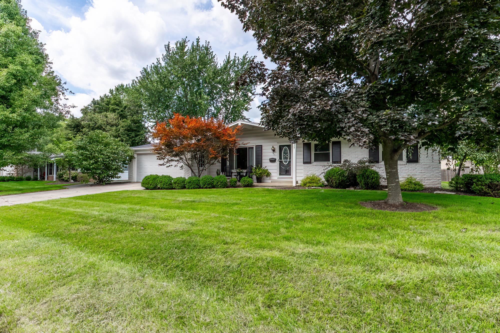 2nd image of 2727 Roscommon Dr, Fort Wayne, IN 46805 | MLS# 202634069