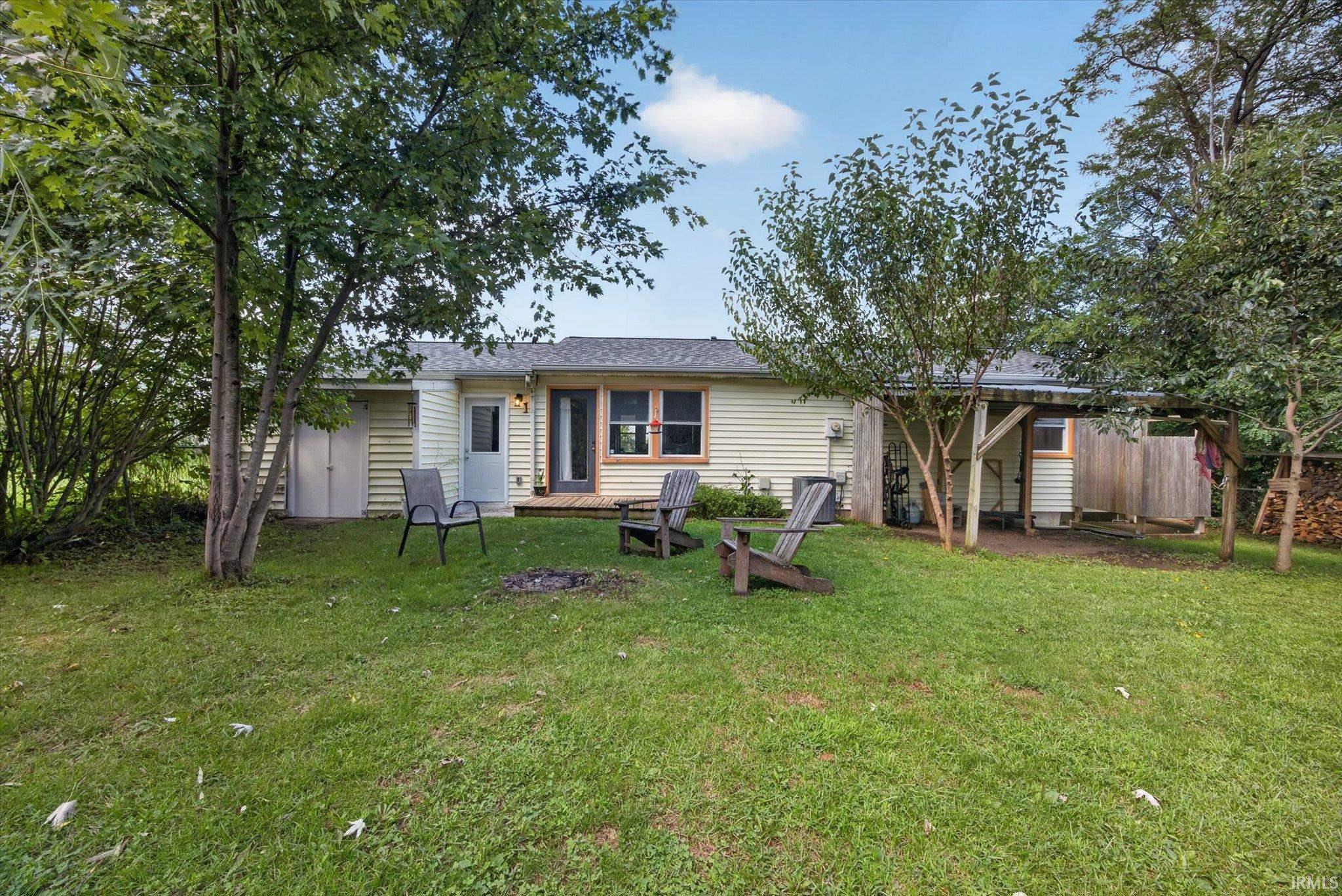 2nd image of 1015 W 14th St, Bloomington, IN 47404 | MLS# 202634088