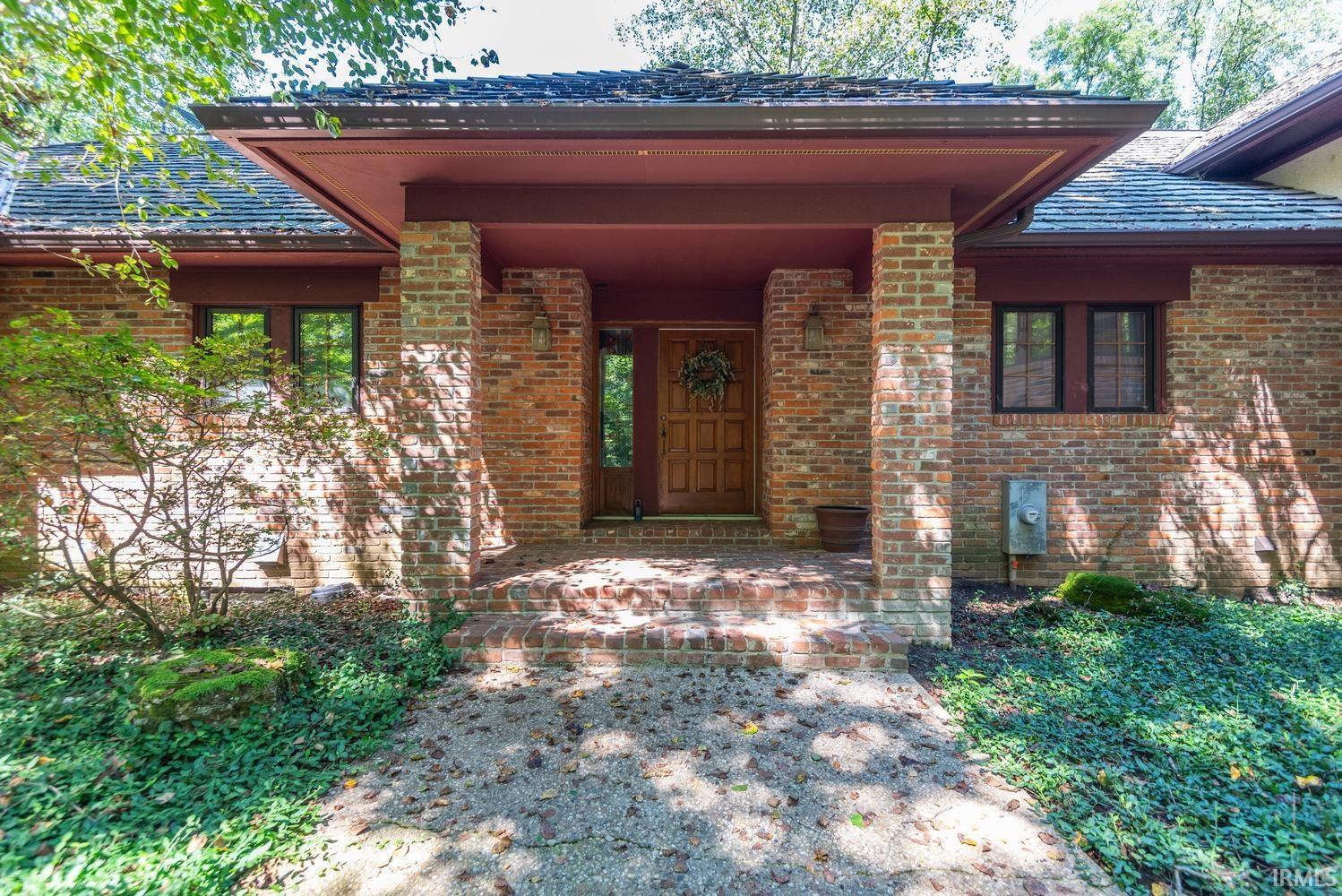 3rd image of 3801 N Bittersweet Dr, Bloomington, IN 47408 | MLS# 202634104