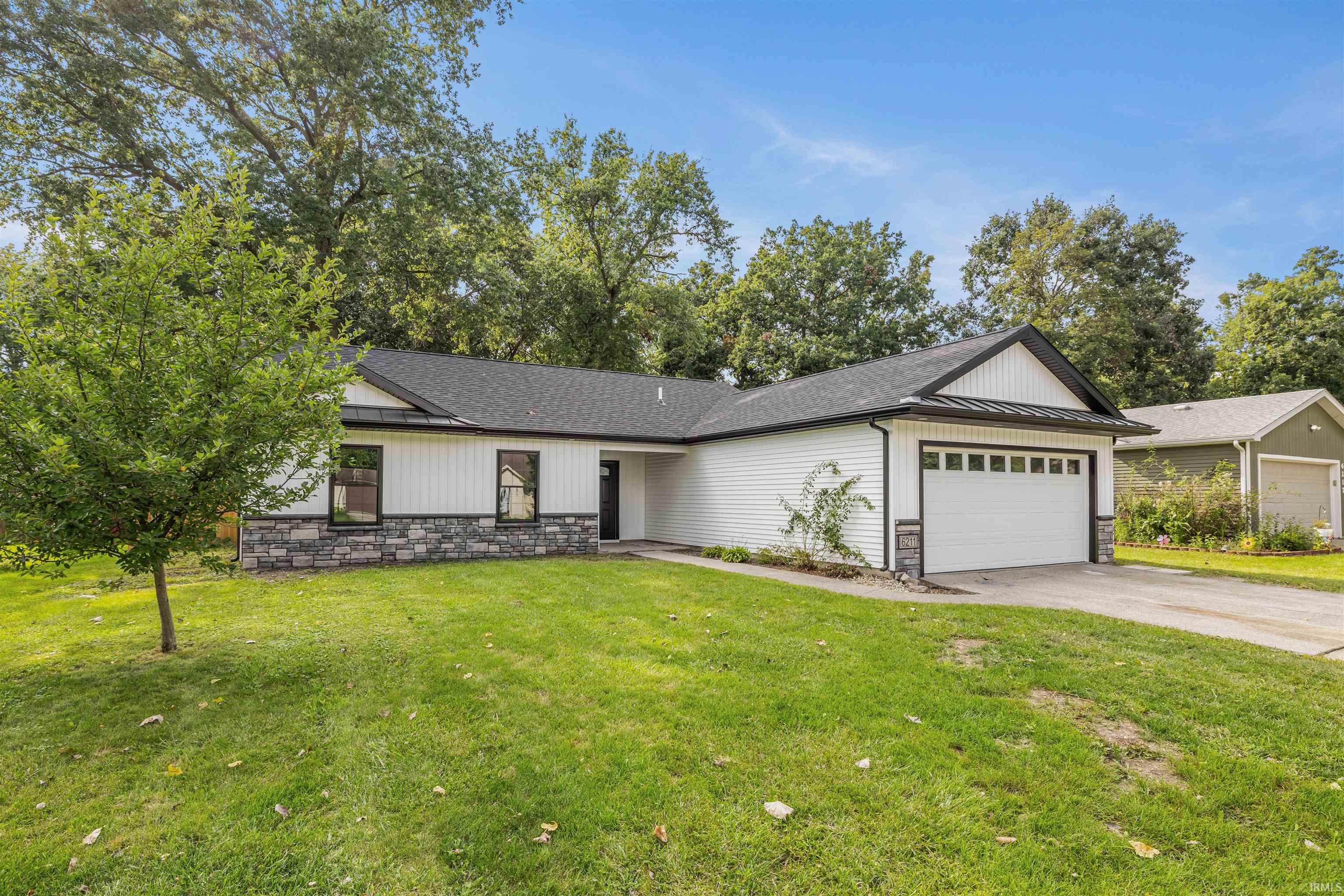 2nd image of 6211 Brandonwood Ln, Fort Wayne, IN 46835 | MLS# 202634109