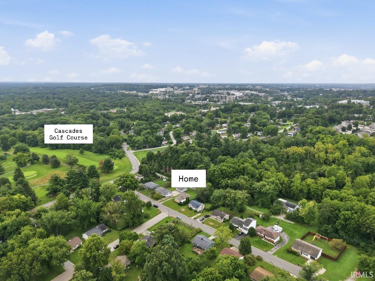 3rd image of 831 W Briarcliff Dr, Bloomington, IN 47404 | MLS# 202634125