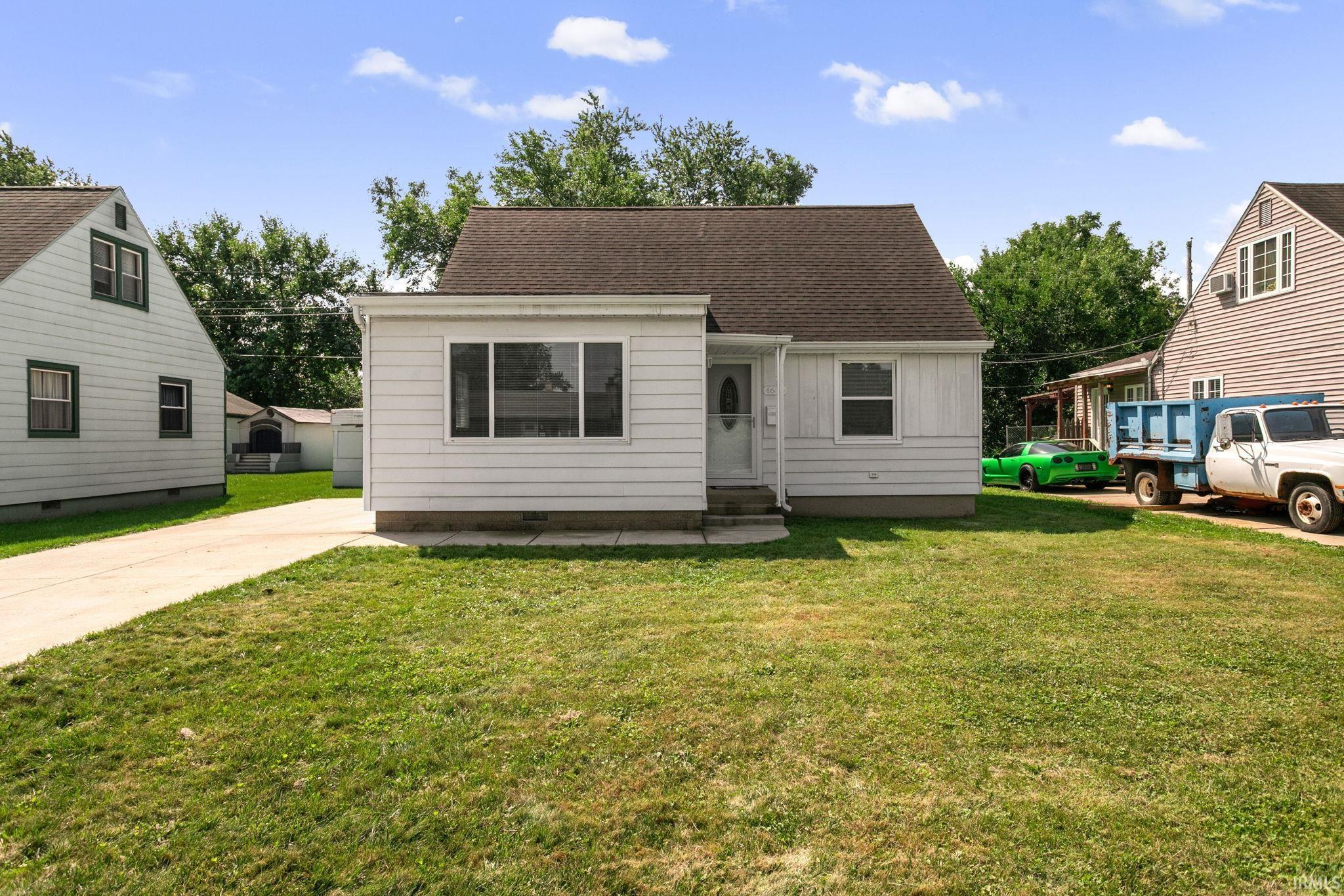 1st image of 4606 Meadow Ln, South Bend, IN 46619 | MLS# 202634144