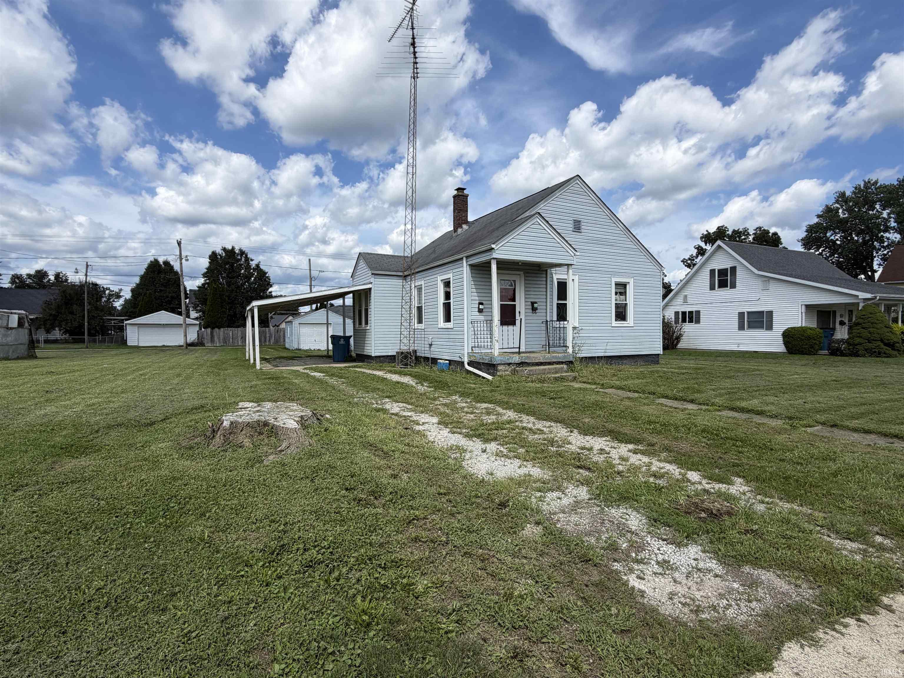 2nd image of 507 E South C St, Gas City, IN 46933 | MLS# 202634159