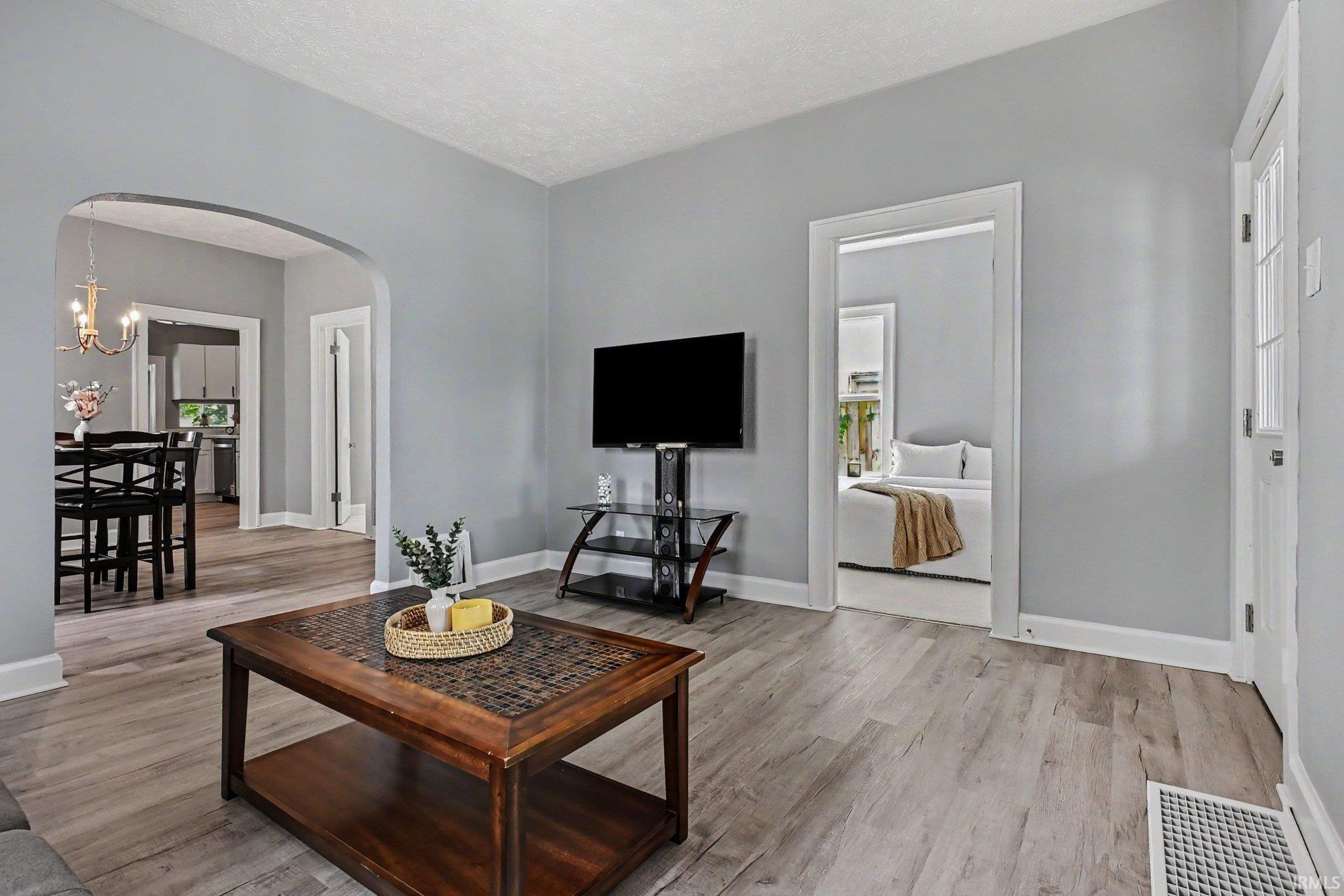 3rd image of 1628 Catalpa Ave, South Bend, IN 46613 | MLS# 202634188