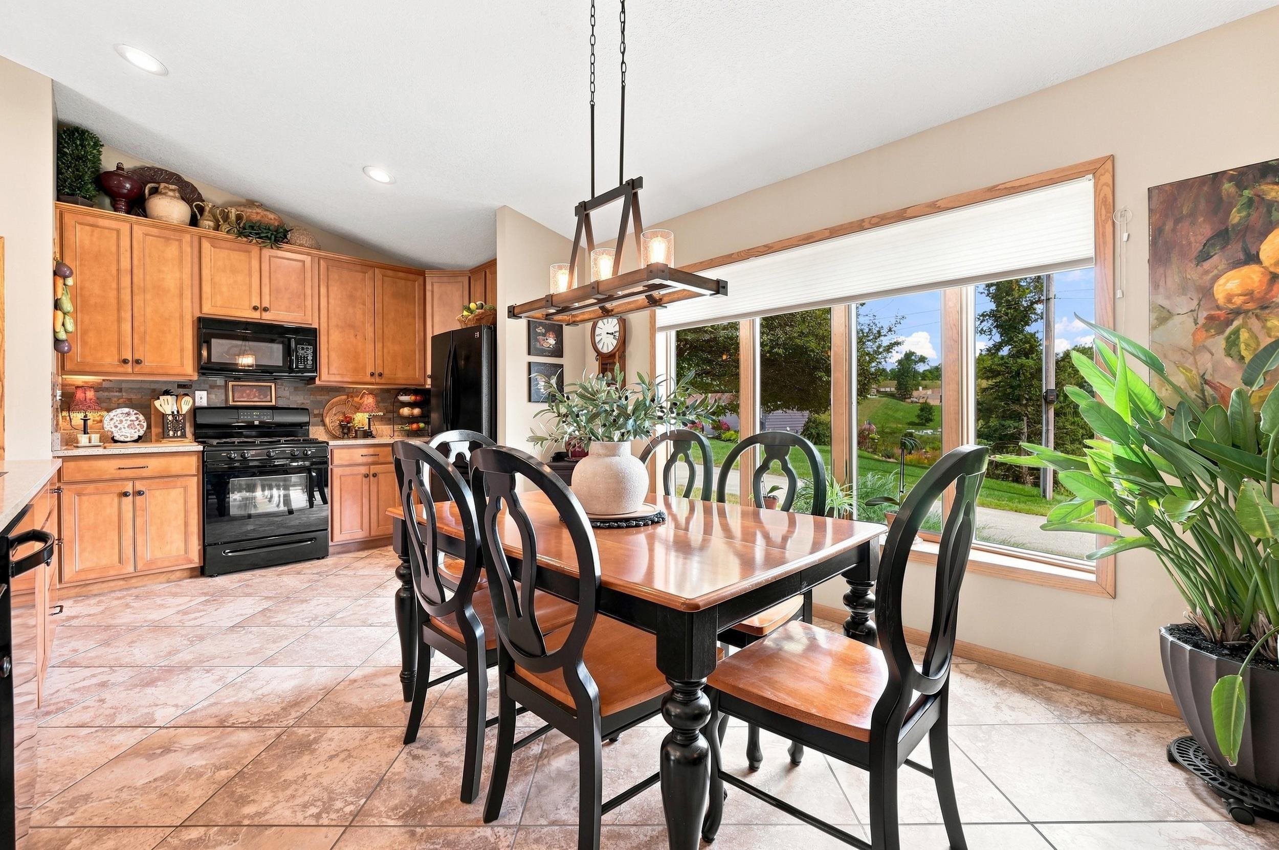 39th image of 75 Ln 150b Jimmerson Lake, Angola, IN 46703 | MLS# 202634197