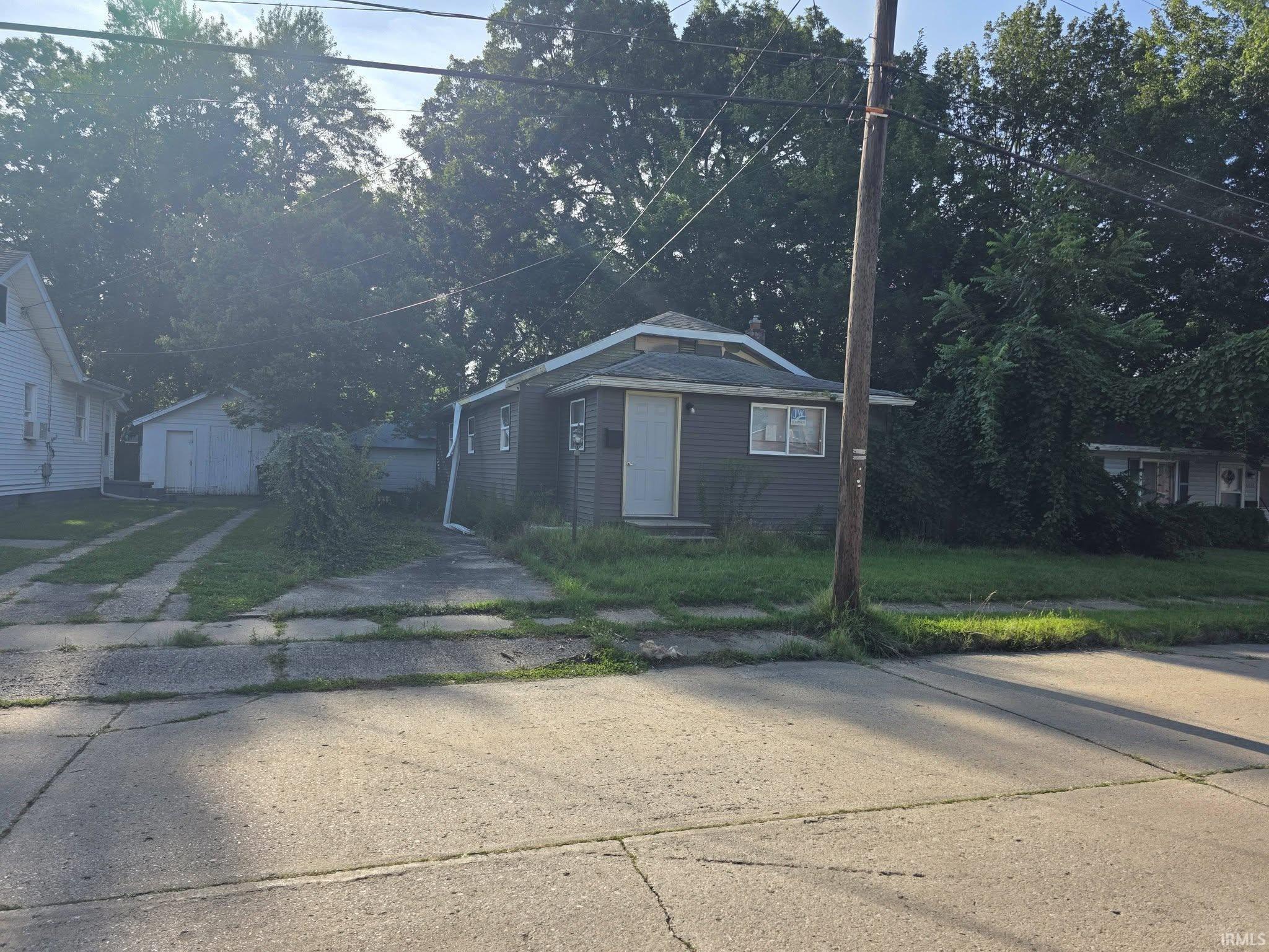 29th image of 1717 Robinson St, South Bend, IN 46613 | MLS# 202634287