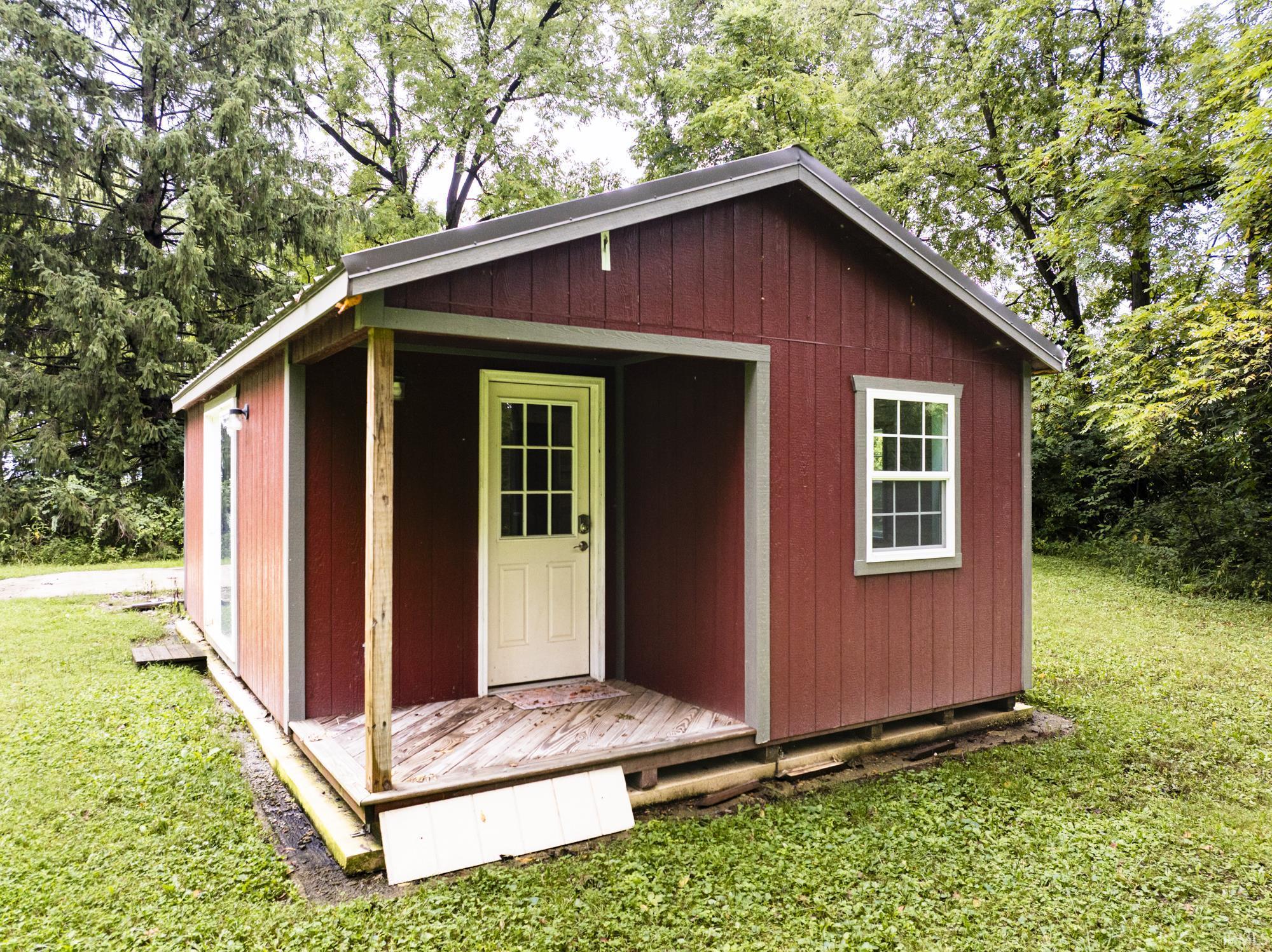 2nd image of 951 W Cr 500 S St, Muncie, IN 47302 | MLS# 202634292