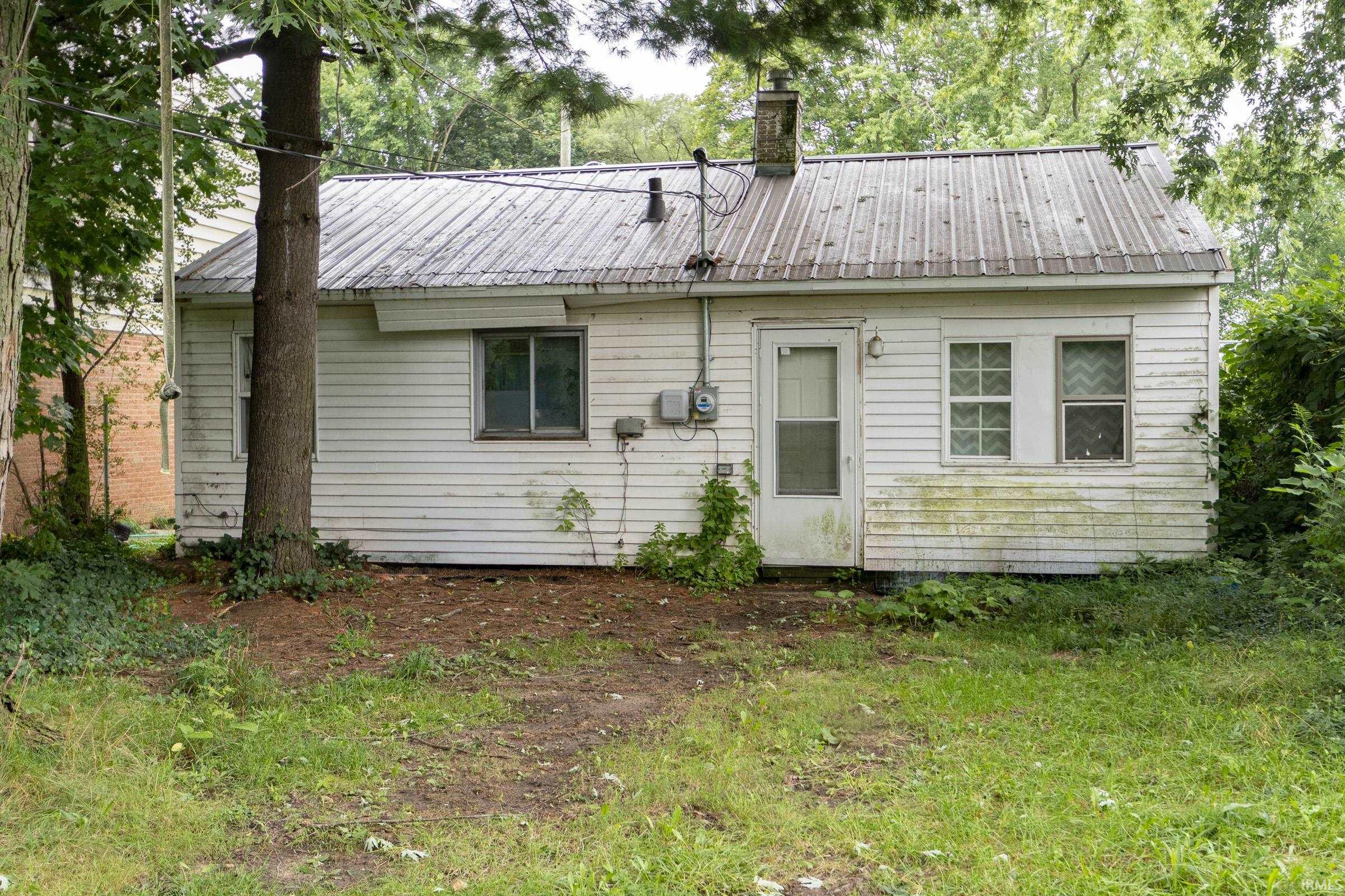 2nd image of 1634 N Olive St, South Bend, IN 46628 | MLS# 202634295