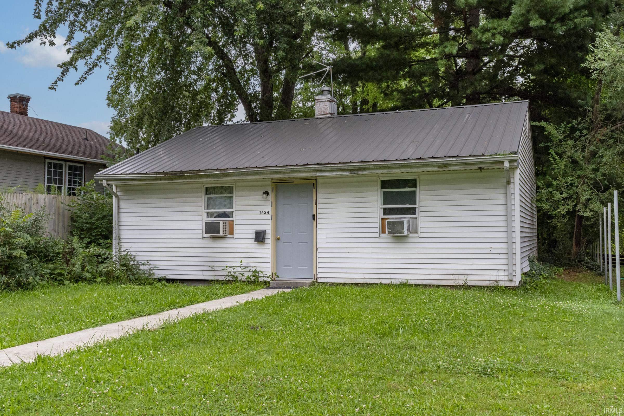 22nd image of 1634 N Olive St, South Bend, IN 46628 | MLS# 202634295