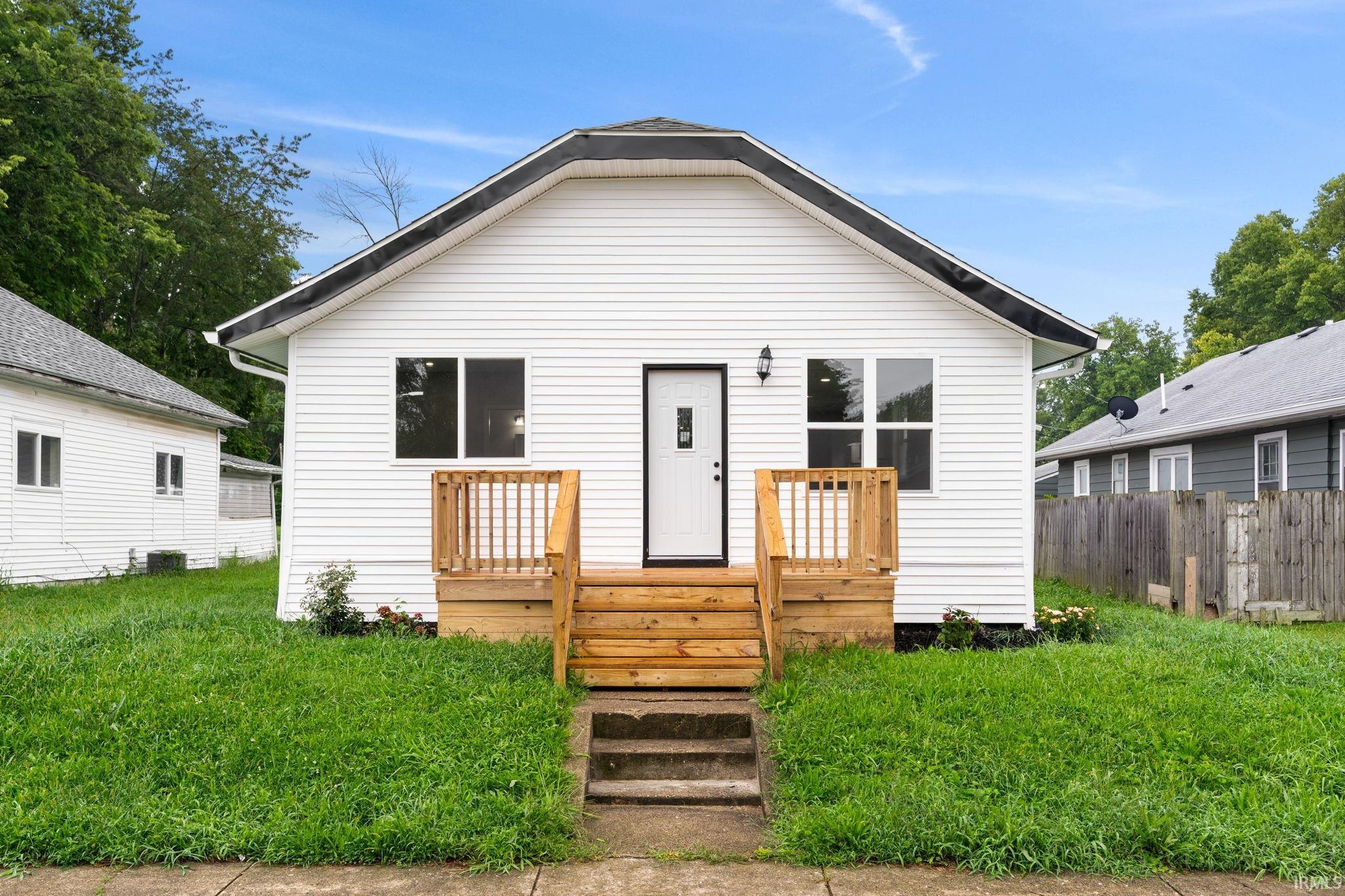 1st image of 905 E Richmond St, Kokomo, IN 46901 | MLS# 202634326