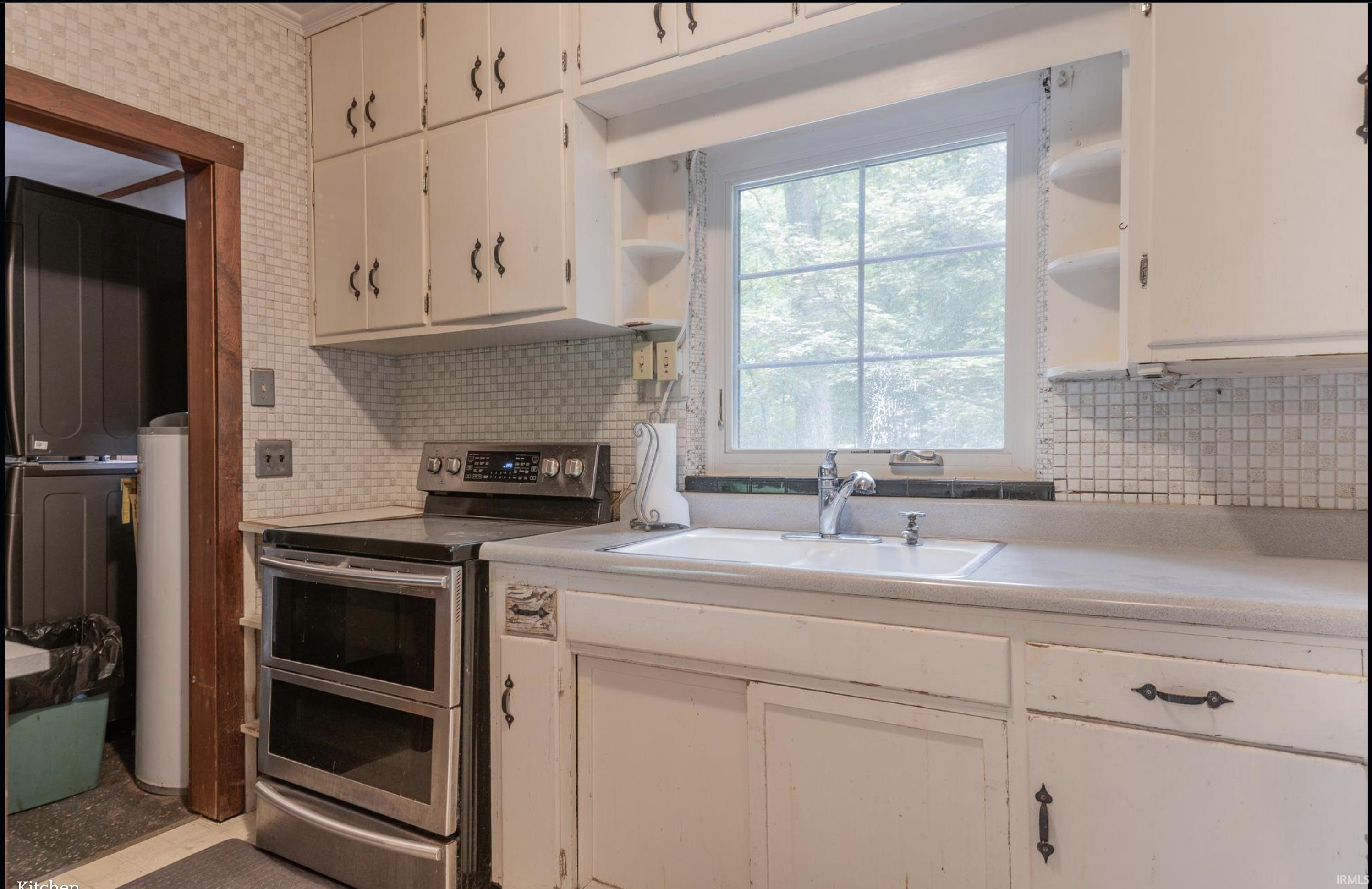 5th image of 321 W Sylvan Ln, Bloomington, IN 47404 | MLS# 202634338