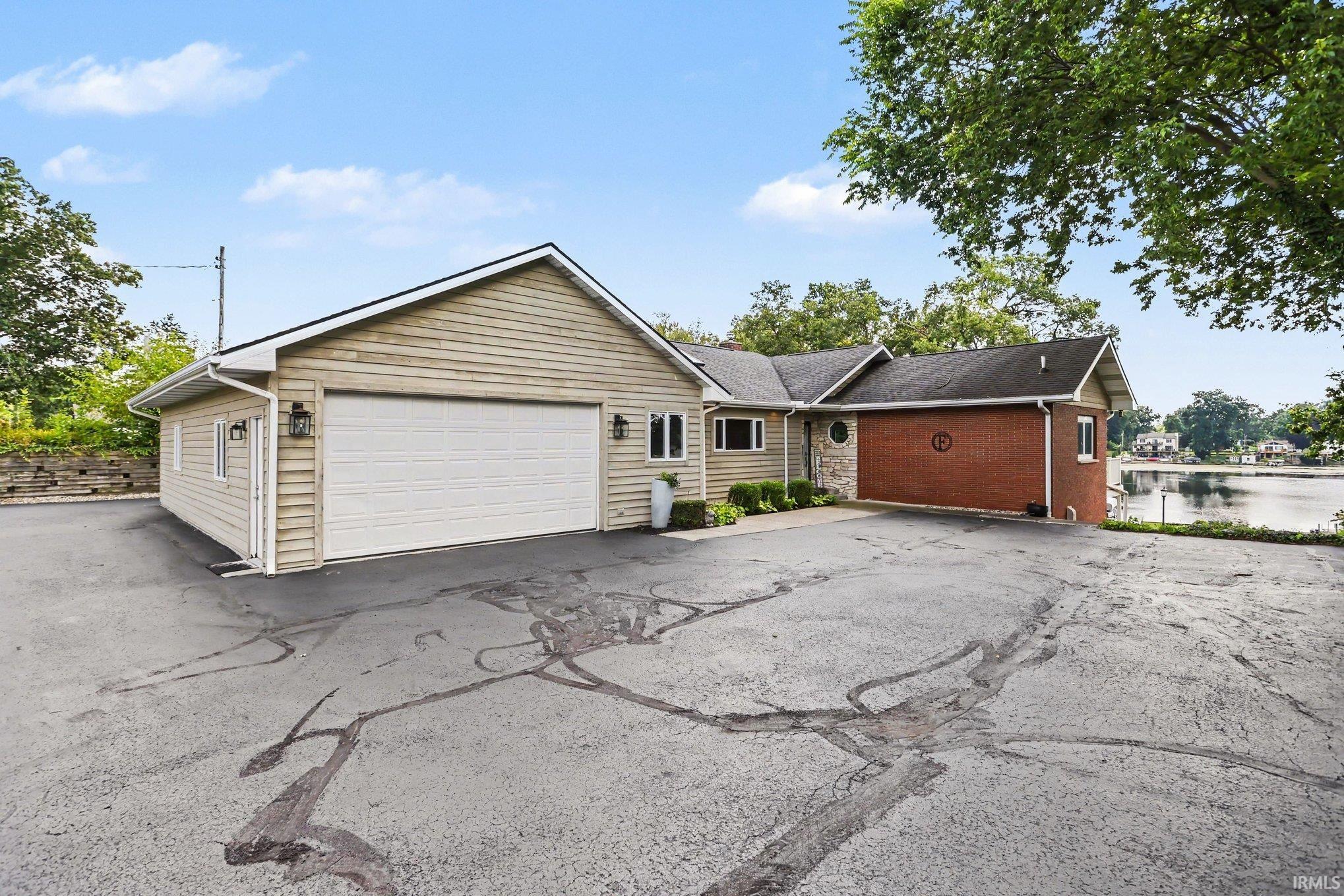 2nd image of 11680 Jefferson Rd, Osceola, IN 46561 | MLS# 202634357