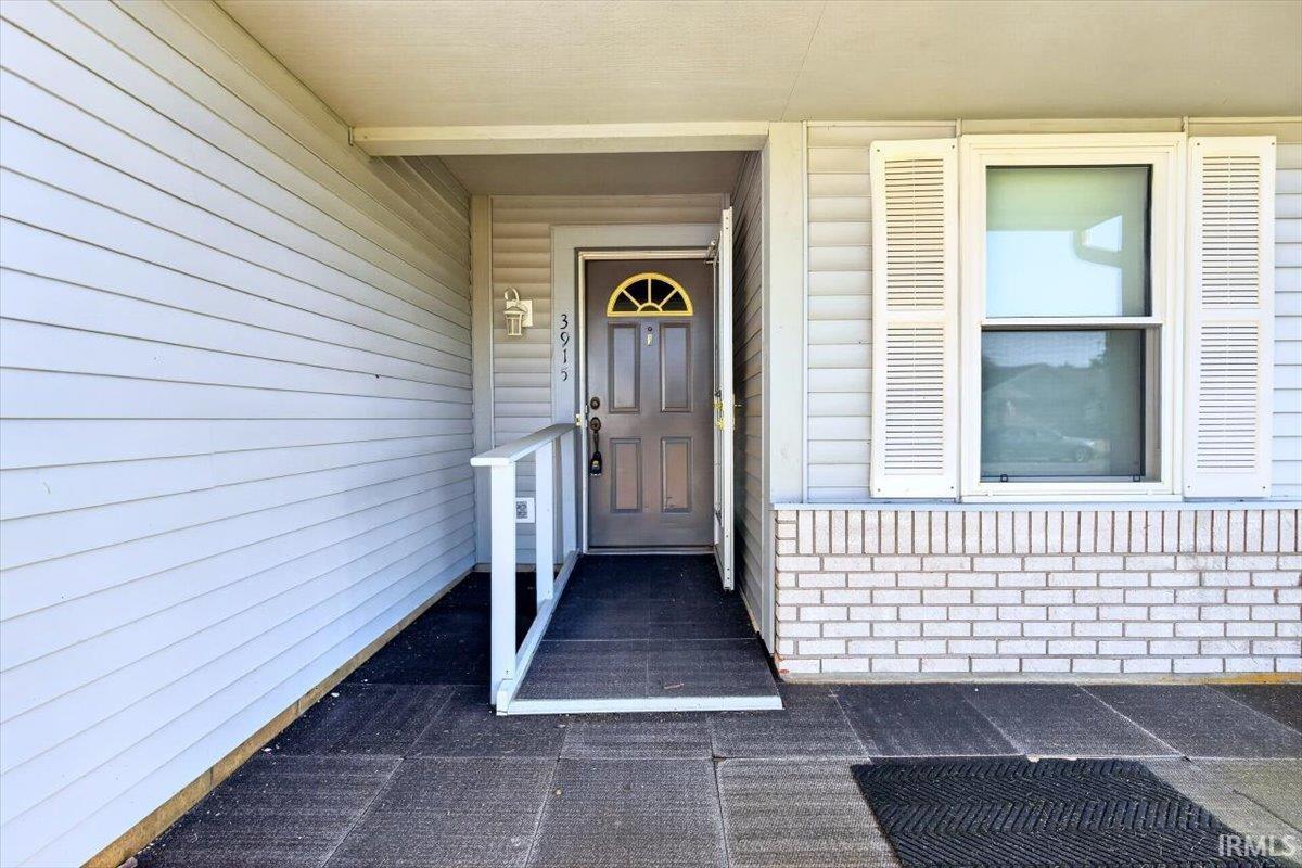 image of 3915 Sweetgum Dr, Lafayette, IN 47905 | MLS# 202634364