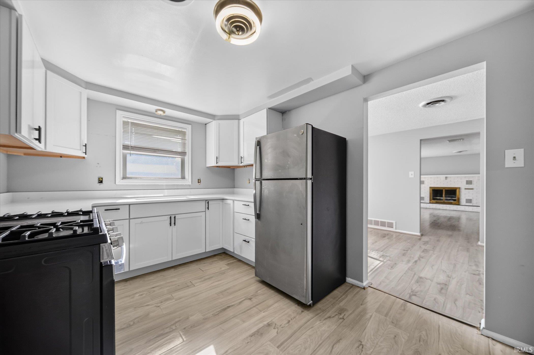 5th image of 231 S Holiday Dr, South Bend, IN 46615 | MLS# 202634387